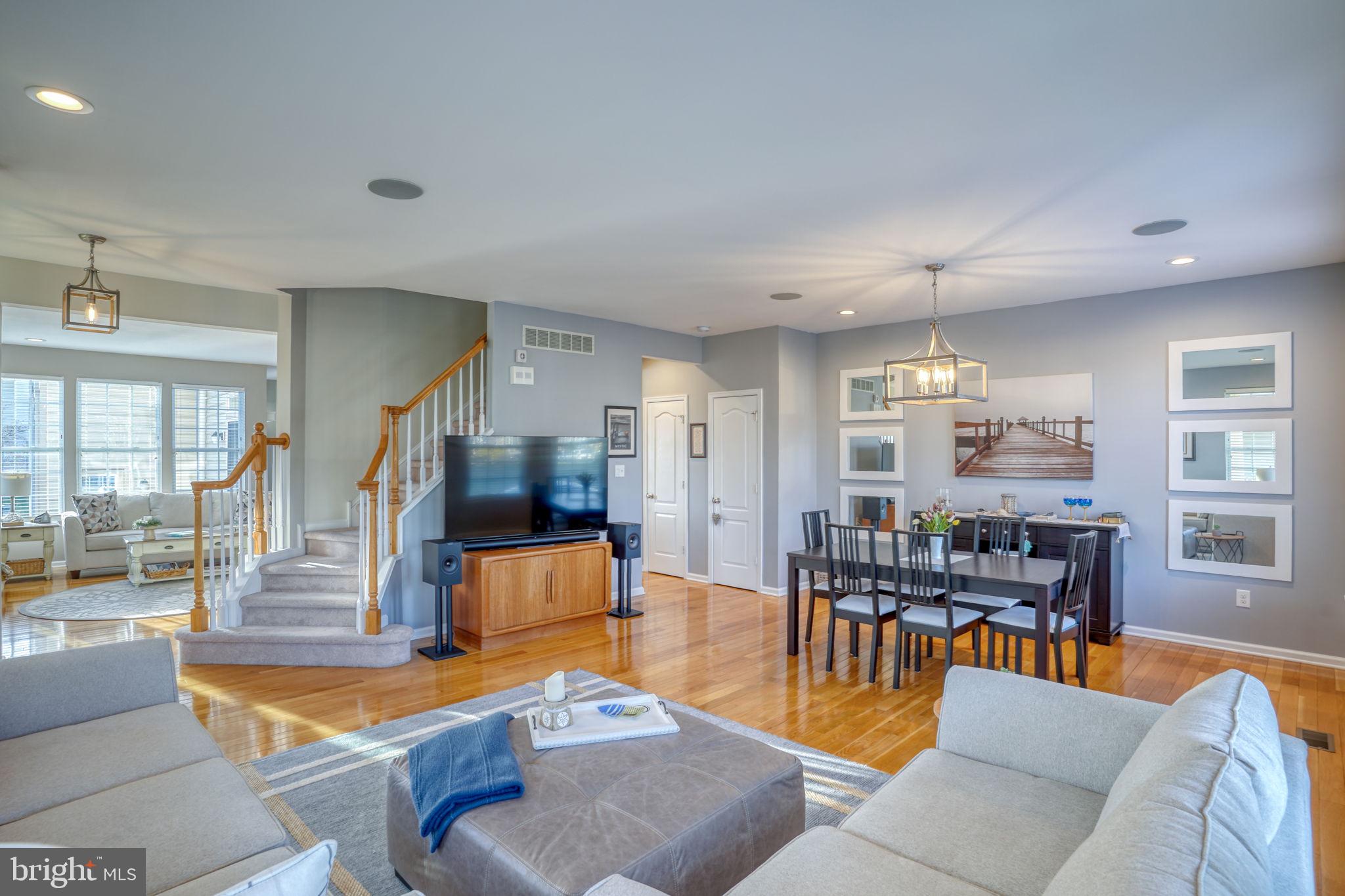 VILLAGE OF BAYBERRY - Residential