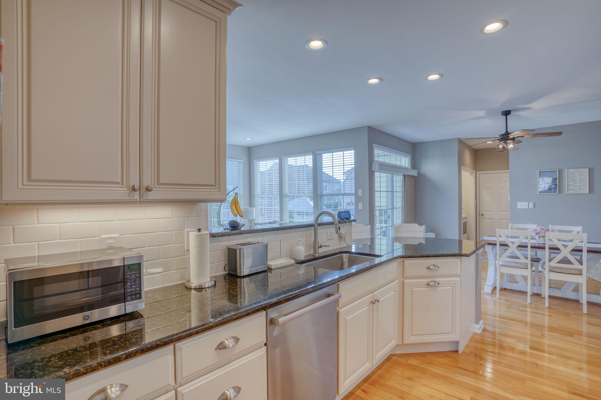 VILLAGE OF BAYBERRY - Residential