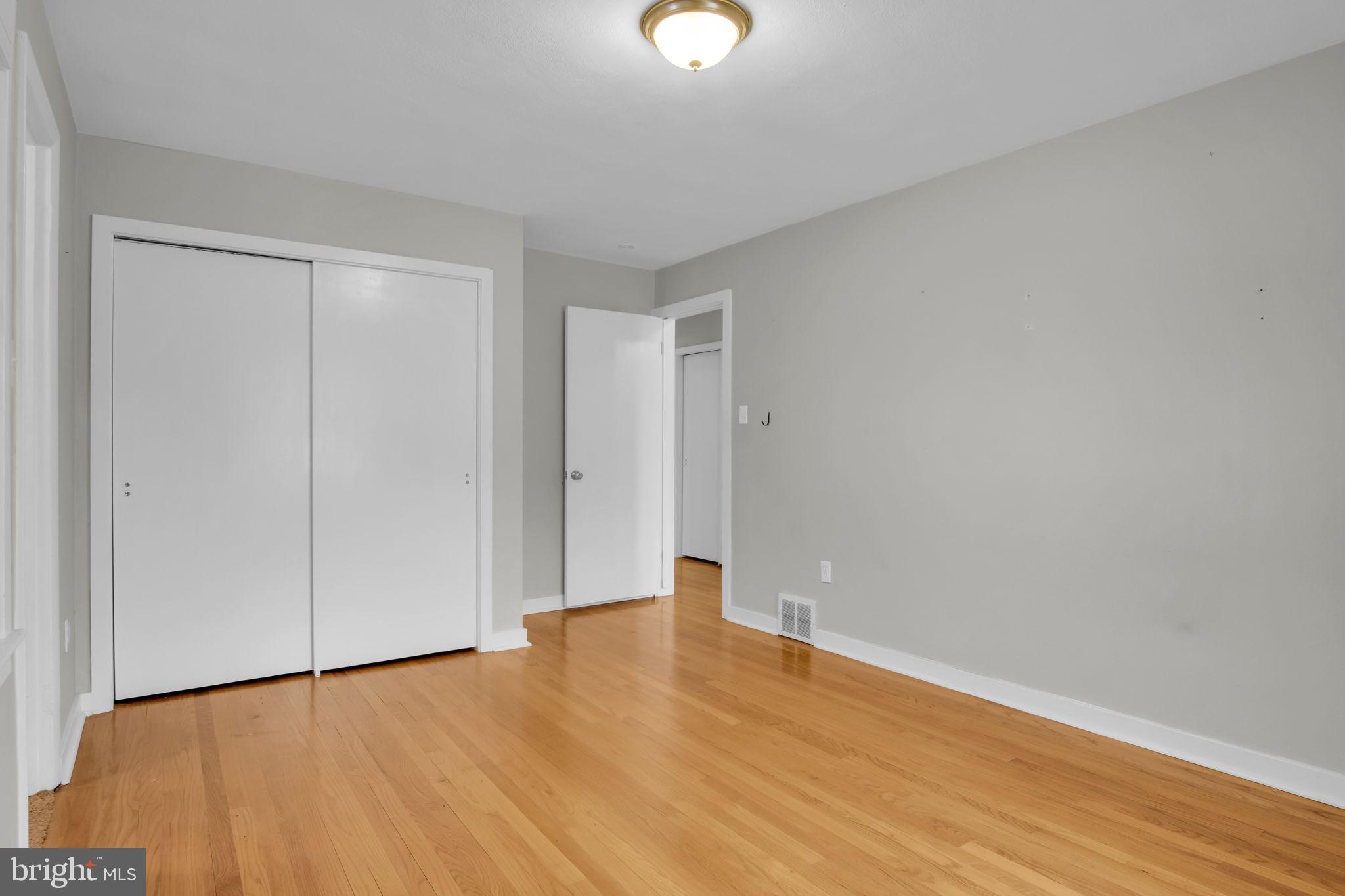 GREEN ACRES - Residential