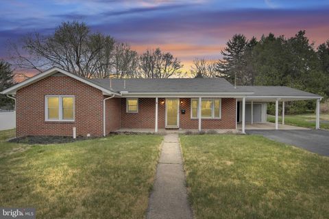 101 ORCHARD STREET MECHANICSBURG PA 17055