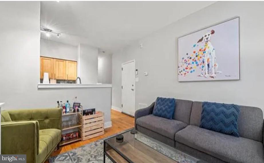 GRADUATE HOSPITAL - Residential