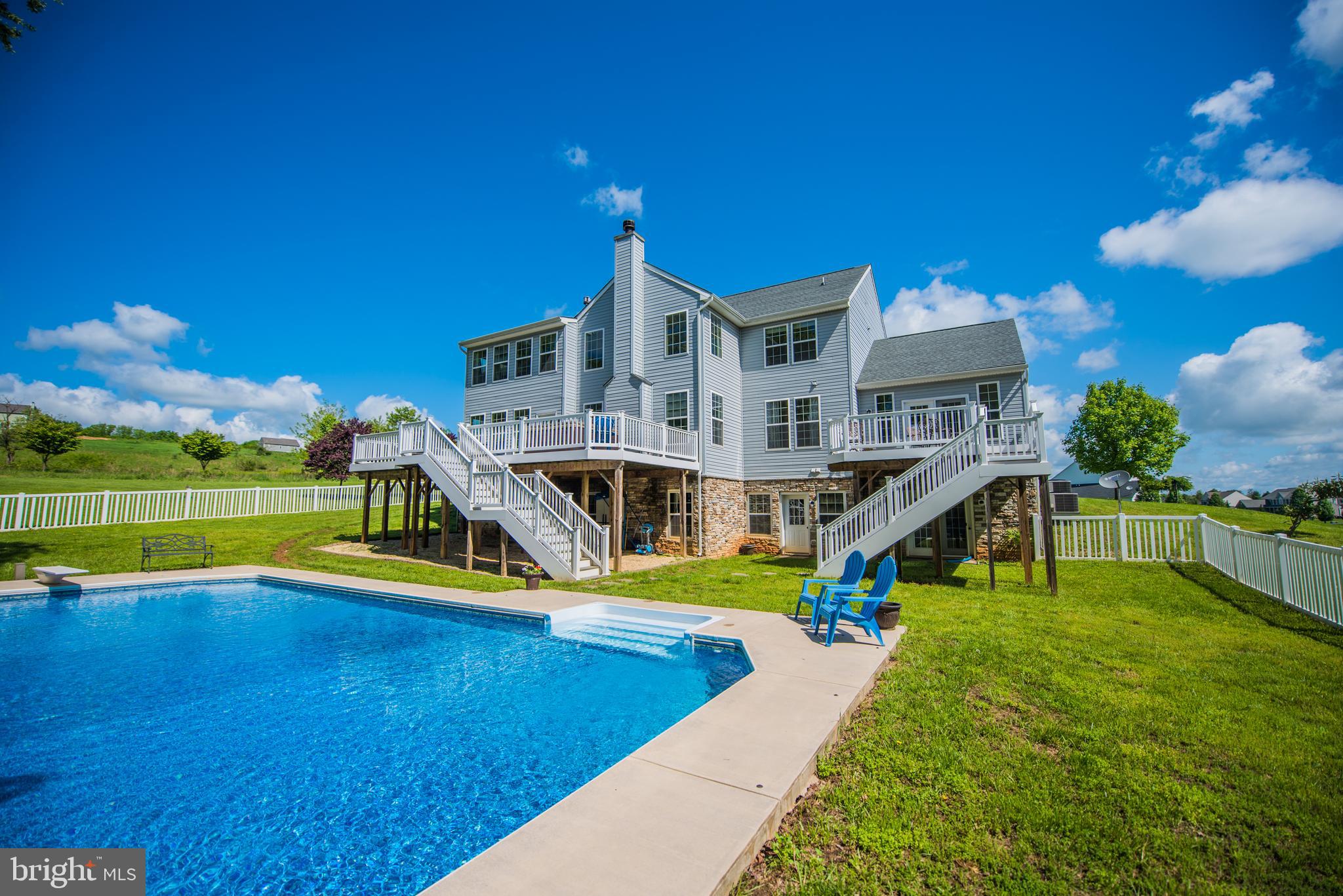 RIDGES OF TUSCARORA - Residential