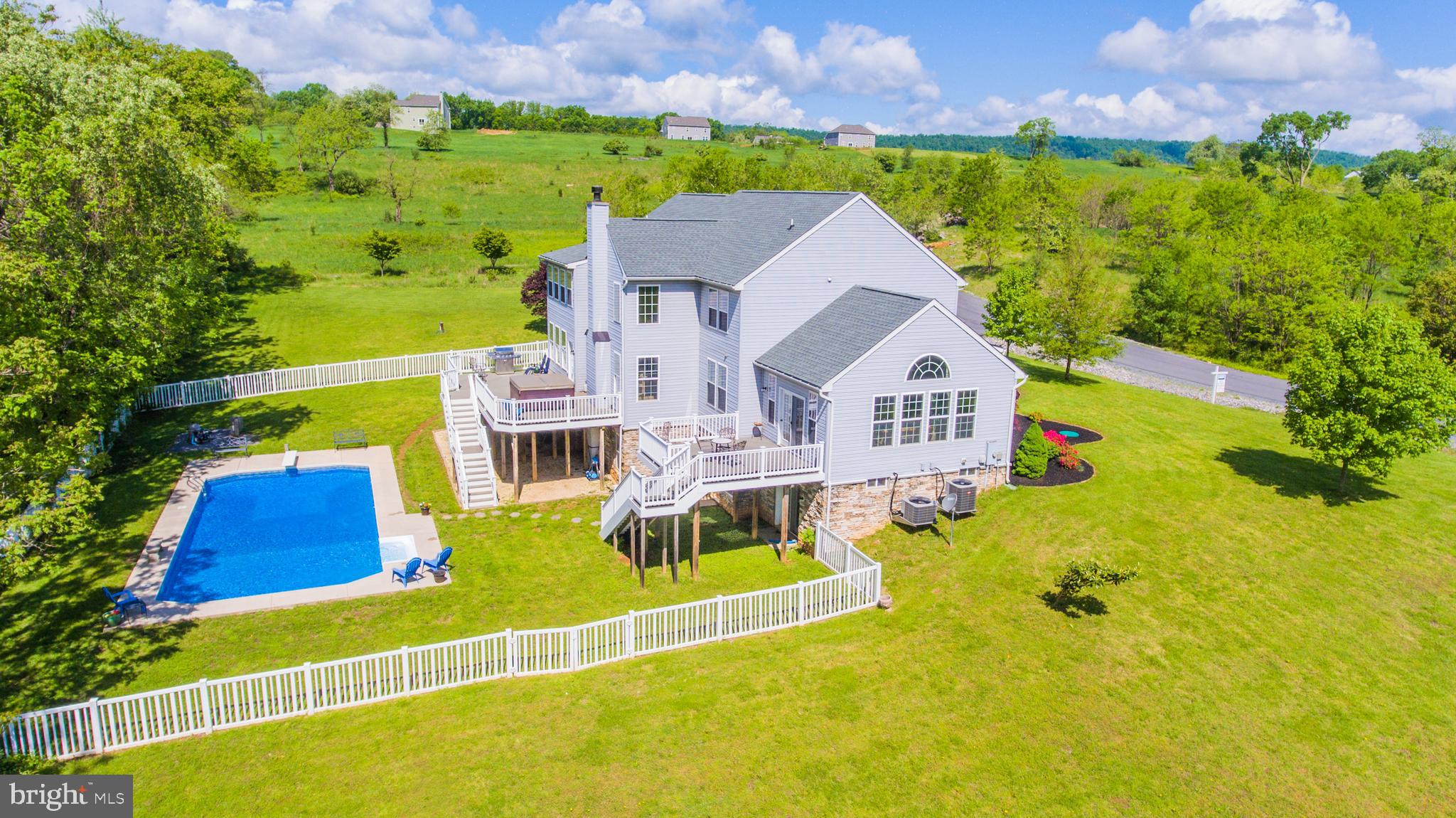 RIDGES OF TUSCARORA - Residential