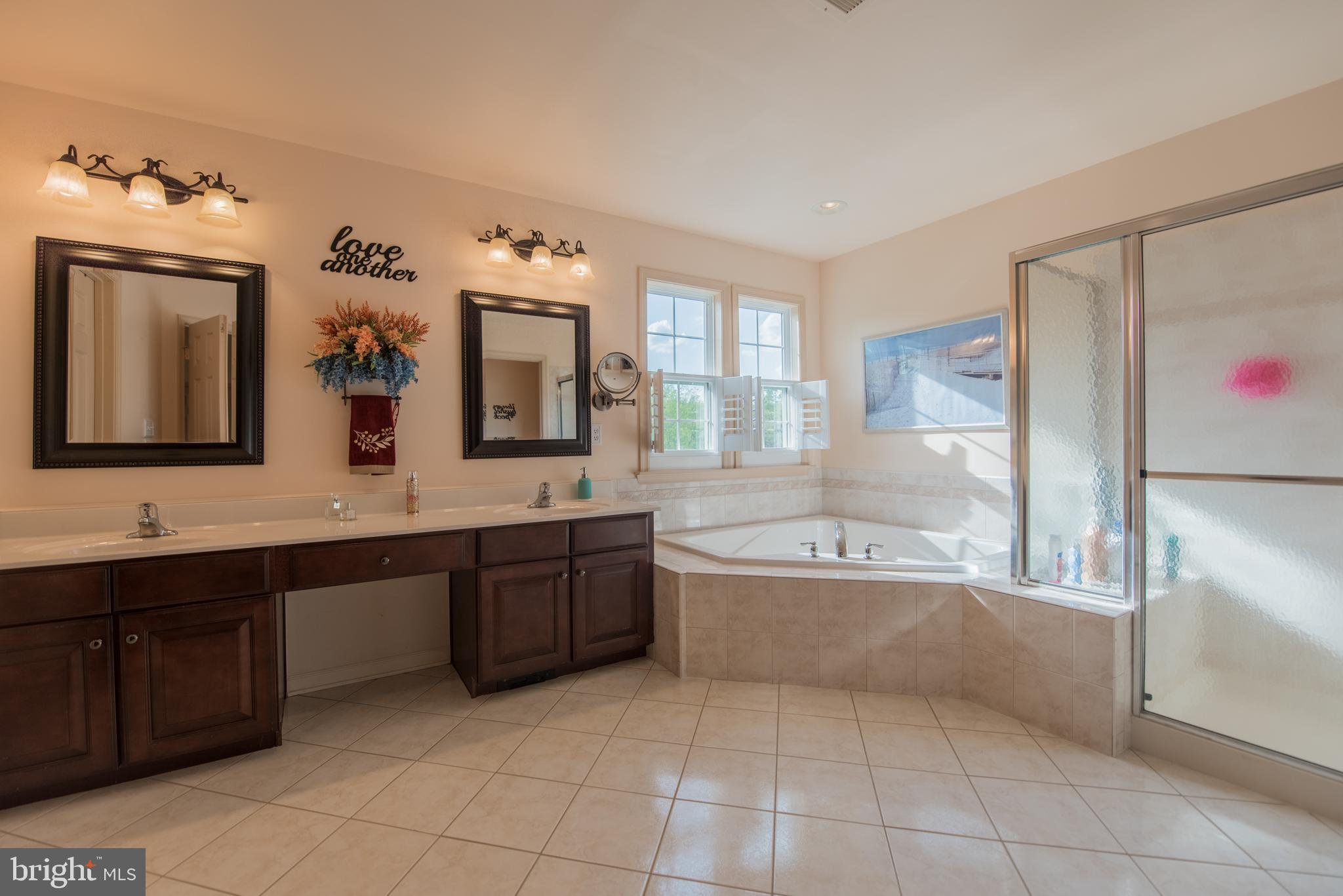 RIDGES OF TUSCARORA - Residential