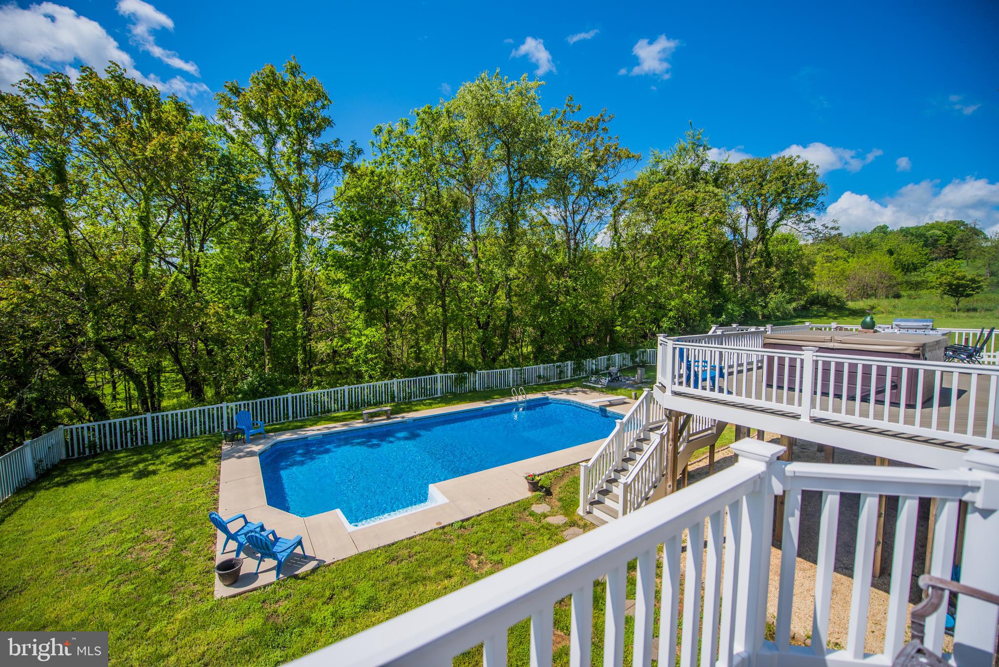 RIDGES OF TUSCARORA - Residential