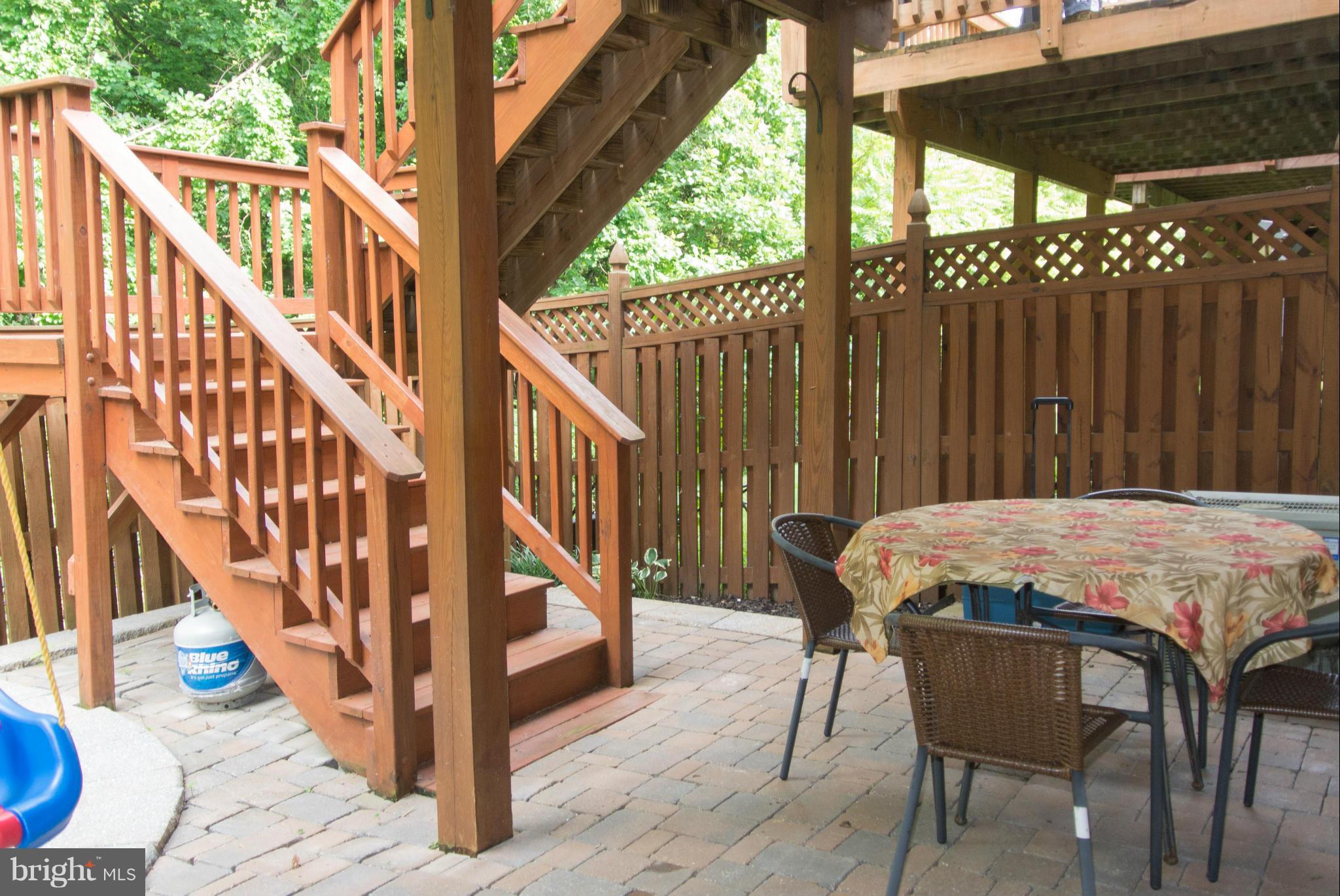 LYONS GATE - Residential