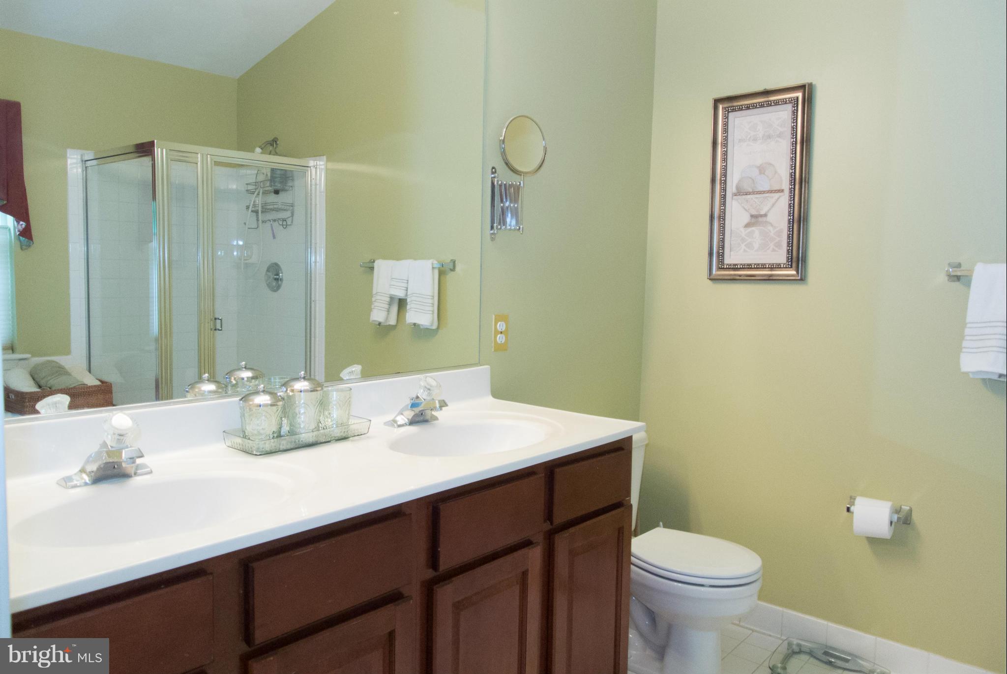 LYONS GATE - Residential