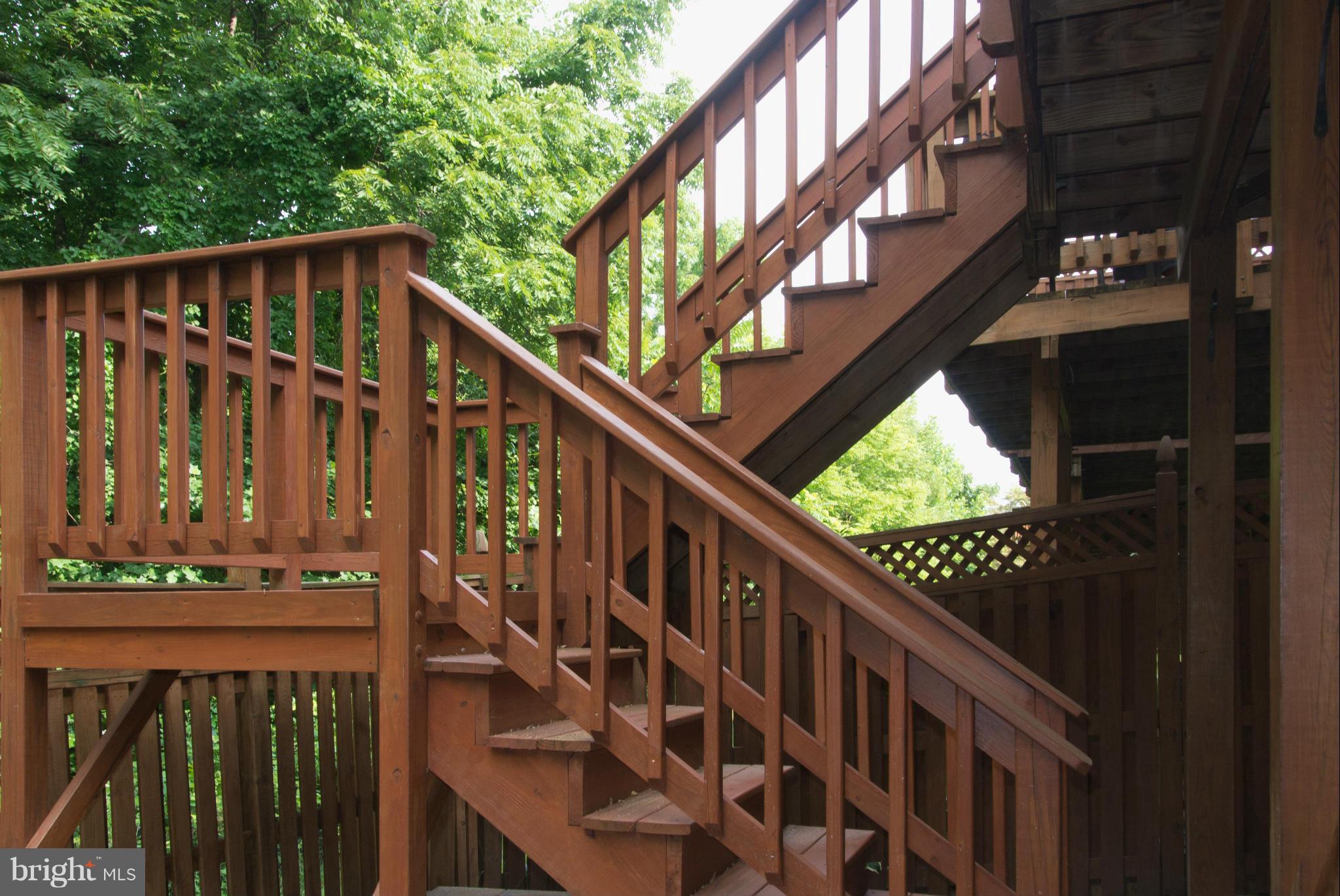 LYONS GATE - Residential