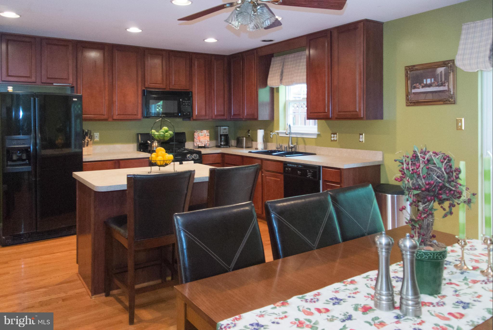 LYONS GATE - Residential