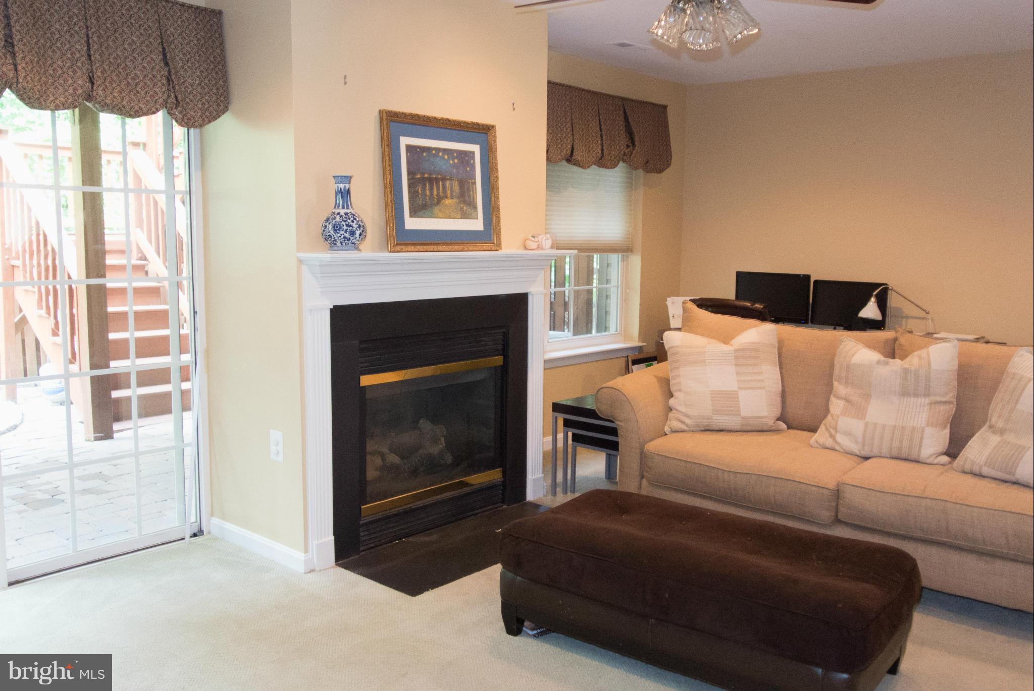 LYONS GATE - Residential