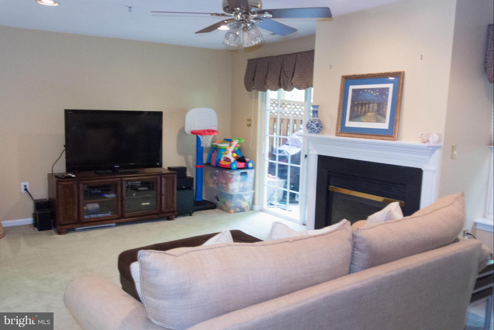 LYONS GATE - Residential