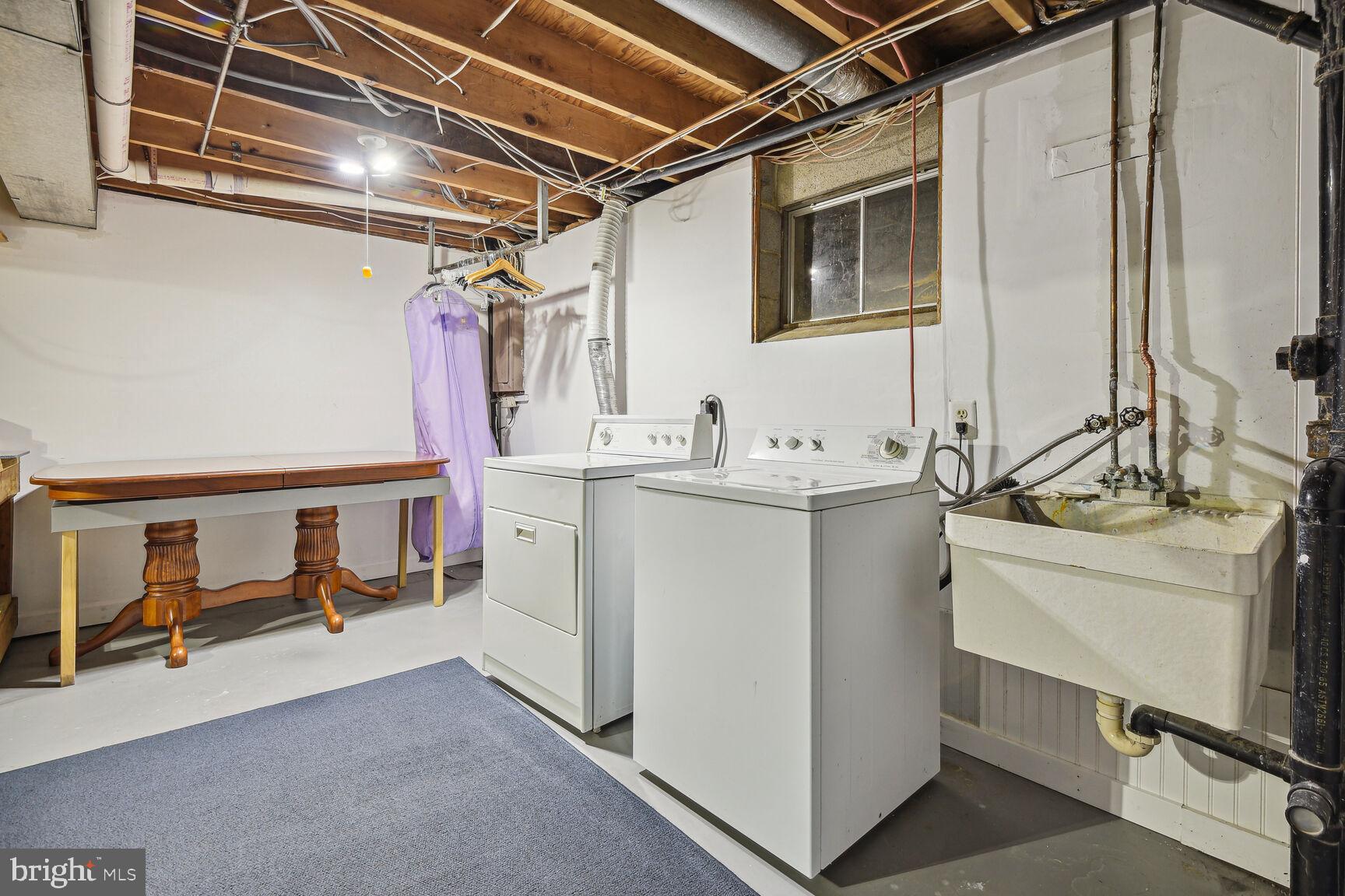 ROCKSHIRE - Residential