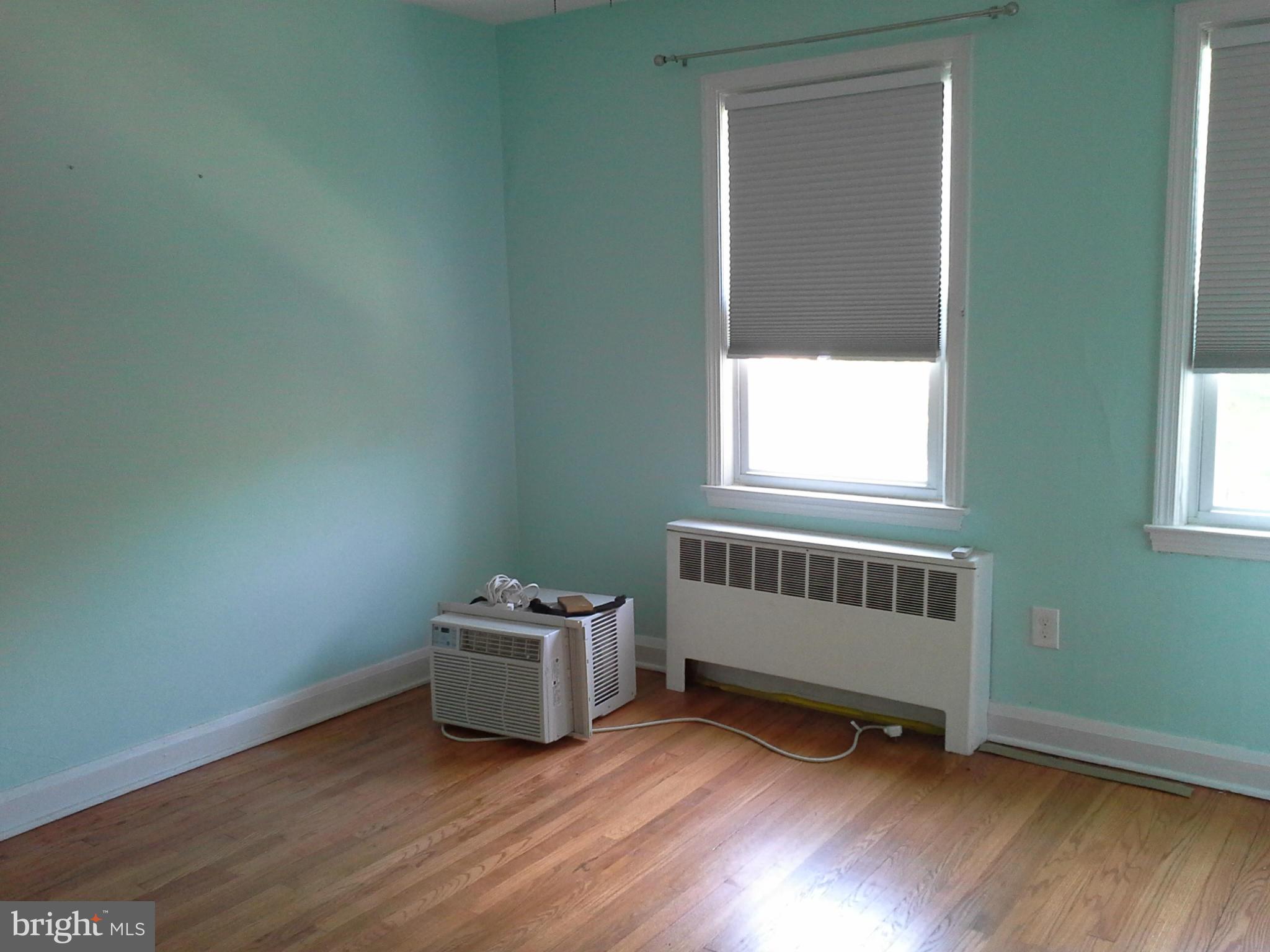 PHILADELPHIA HEIGHTS - Residential