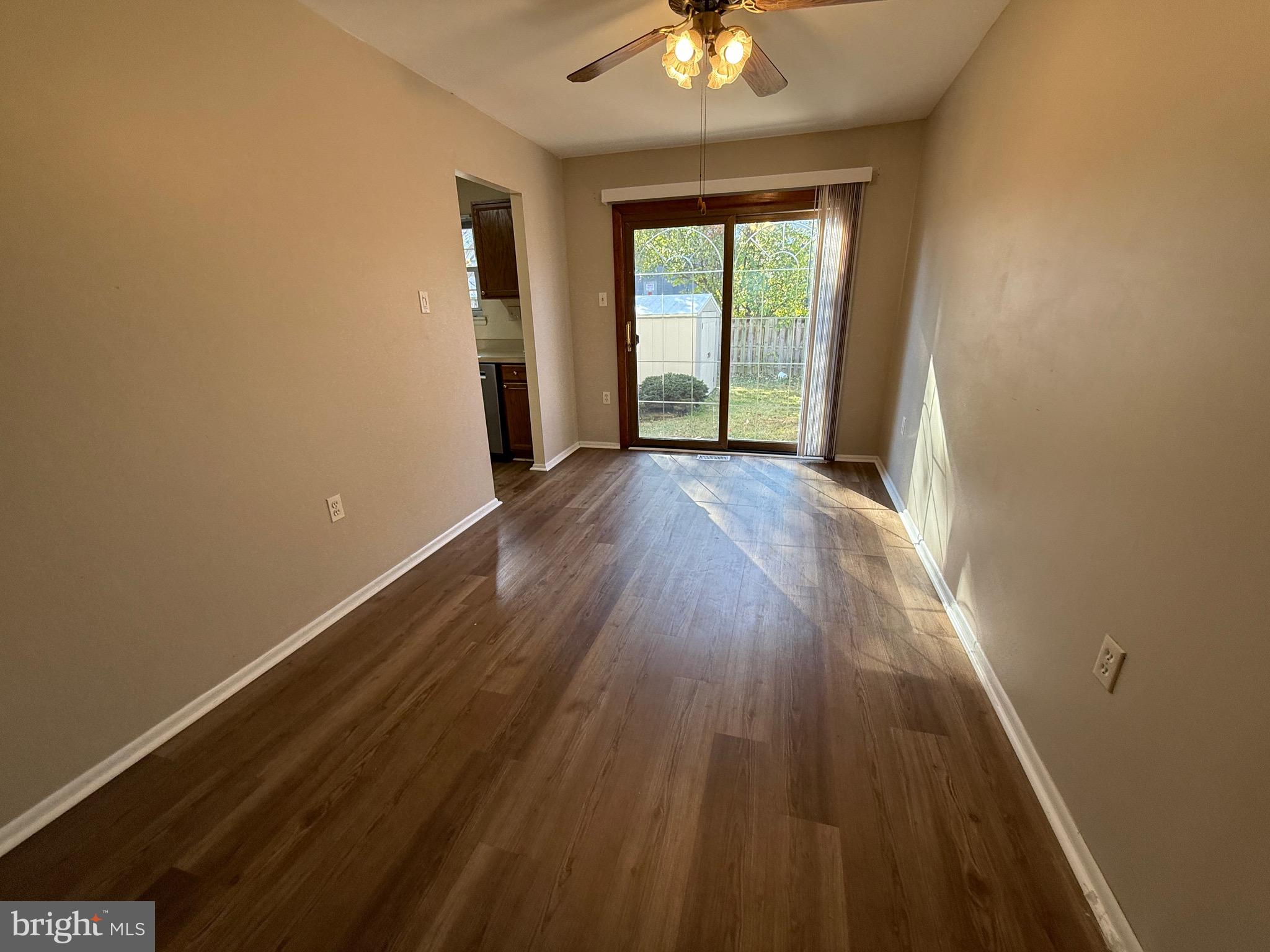 KINGS COURT - Residential Lease