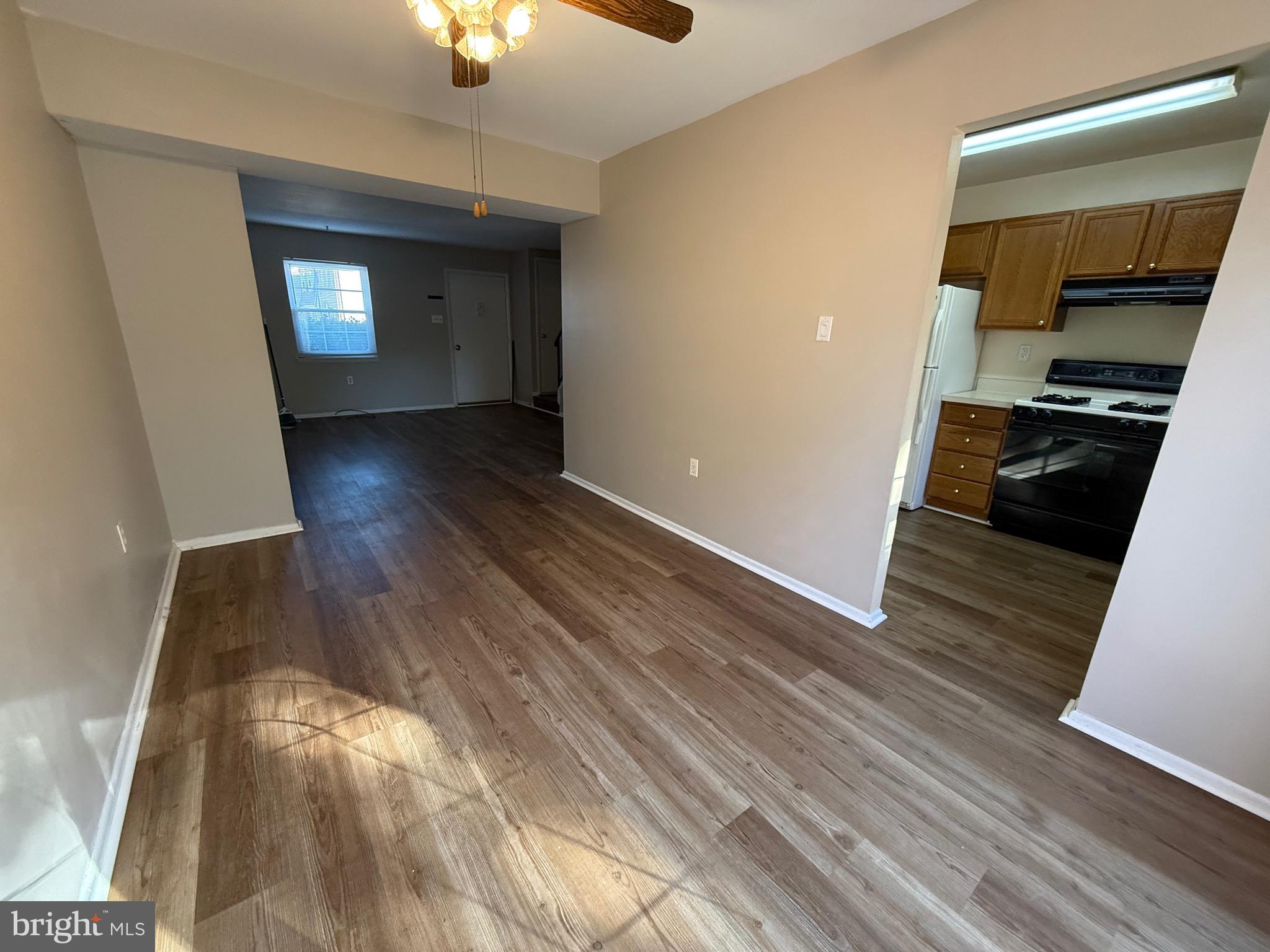 KINGS COURT - Residential Lease