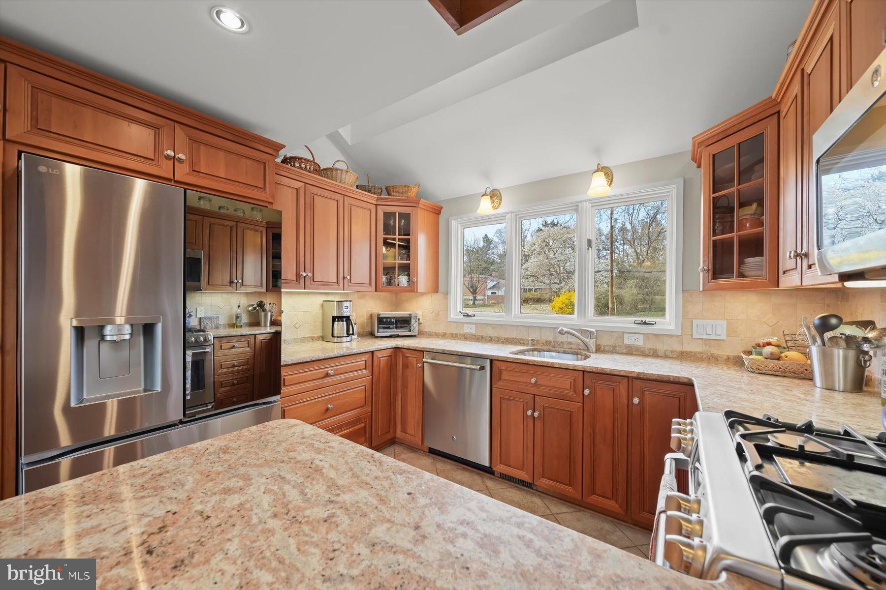 ROCK CREEK HILLS - Residential