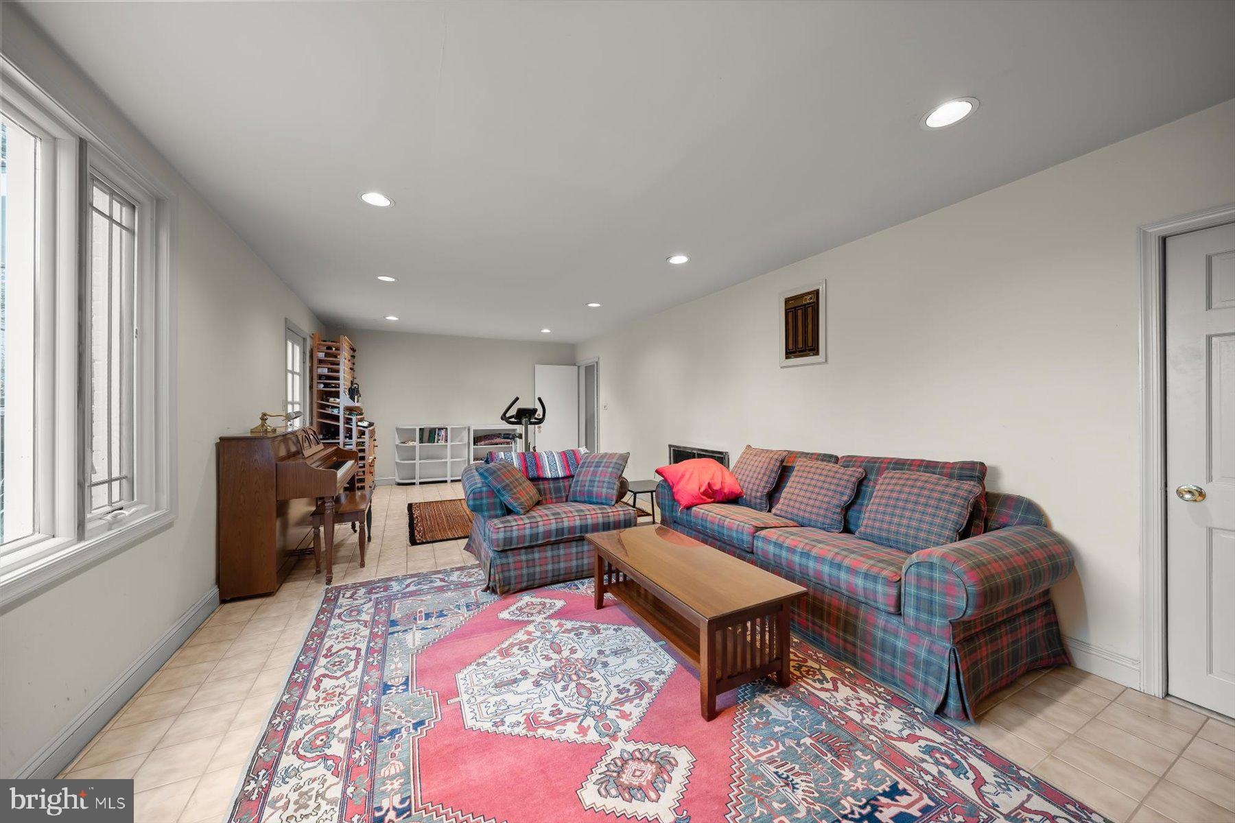 ROCK CREEK HILLS - Residential