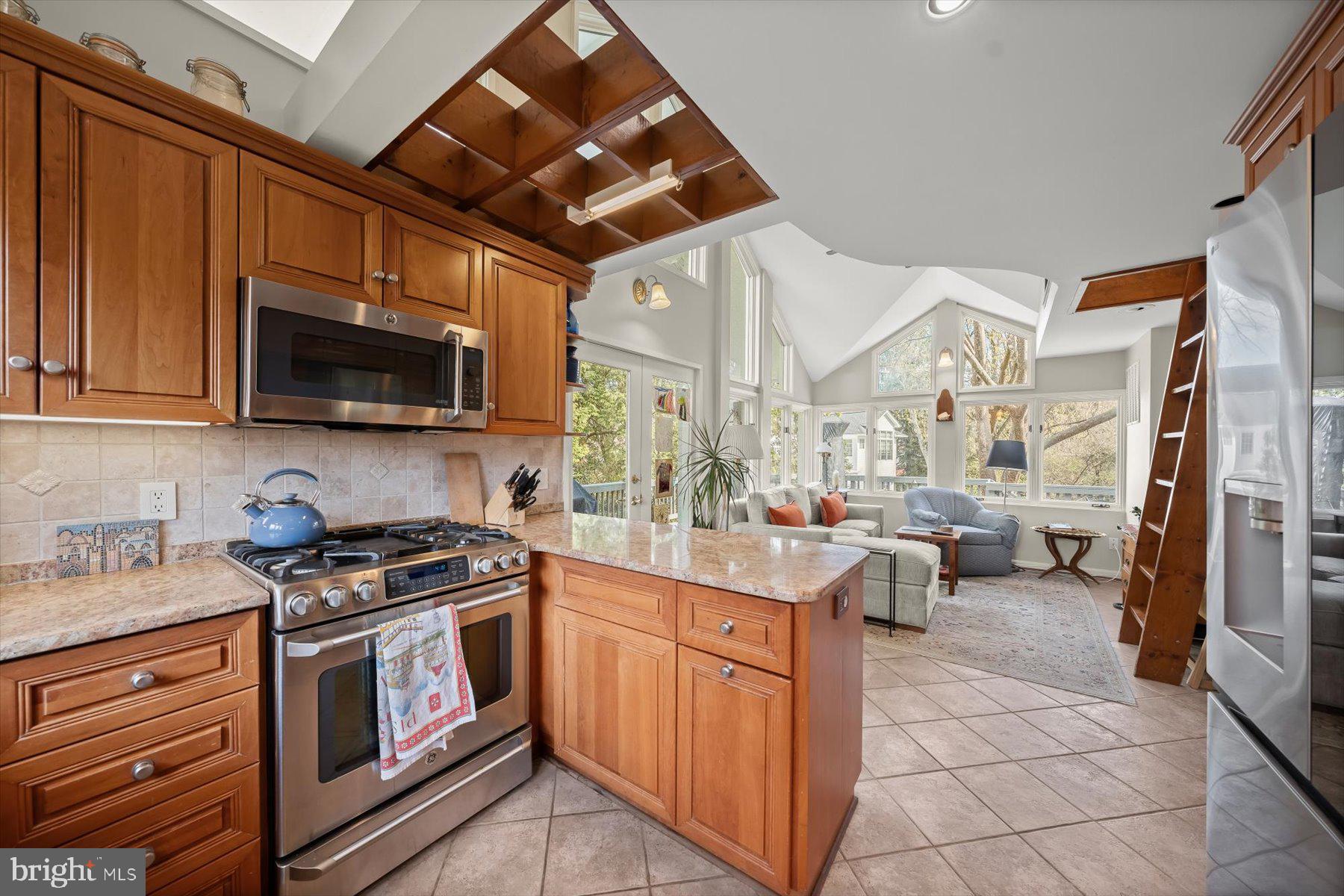 ROCK CREEK HILLS - Residential