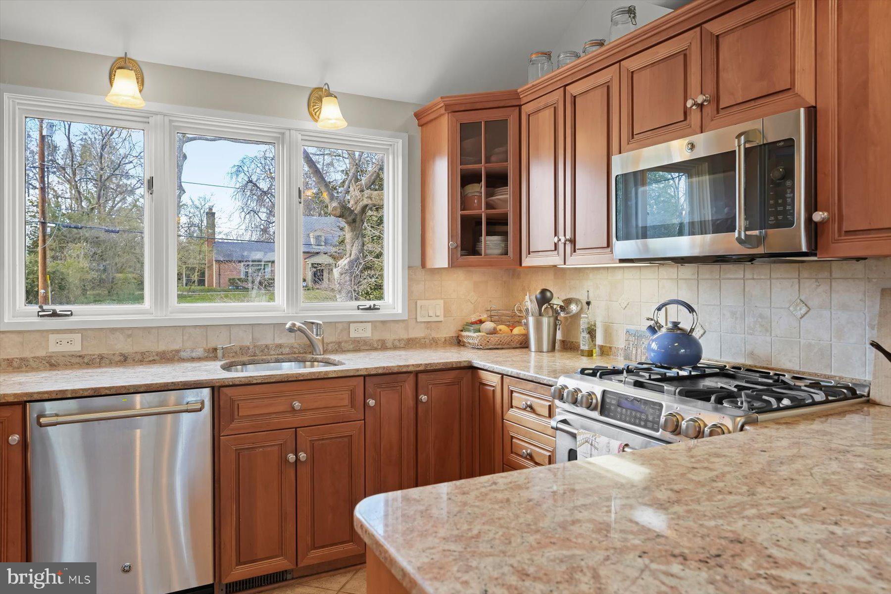 ROCK CREEK HILLS - Residential