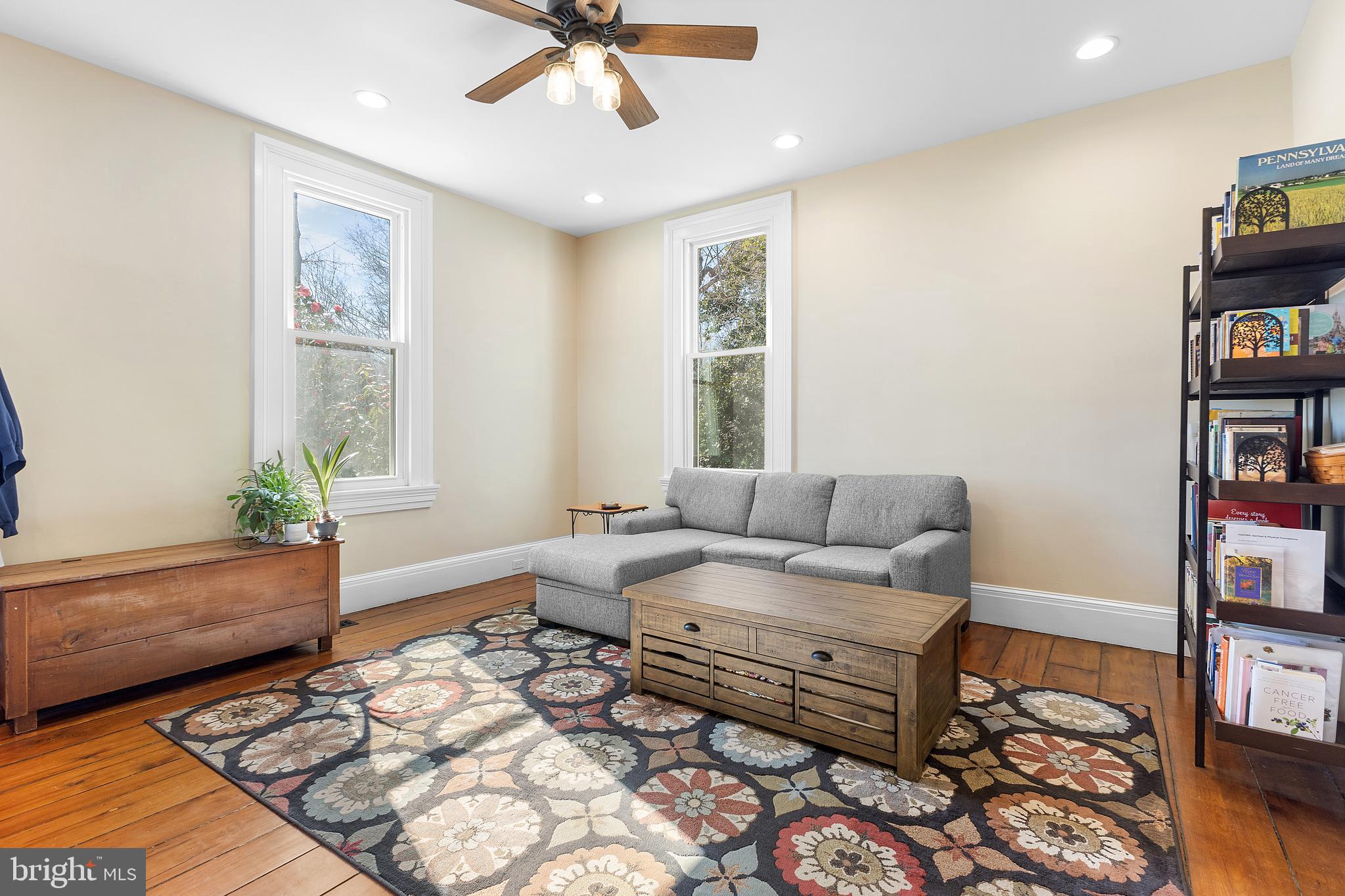 CENTREVILLE - Residential