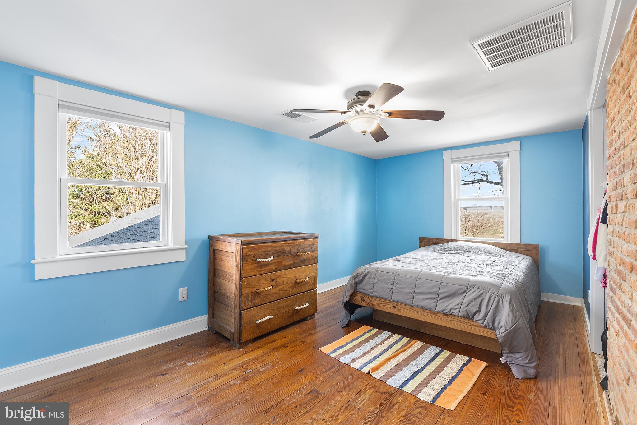 CENTREVILLE - Residential