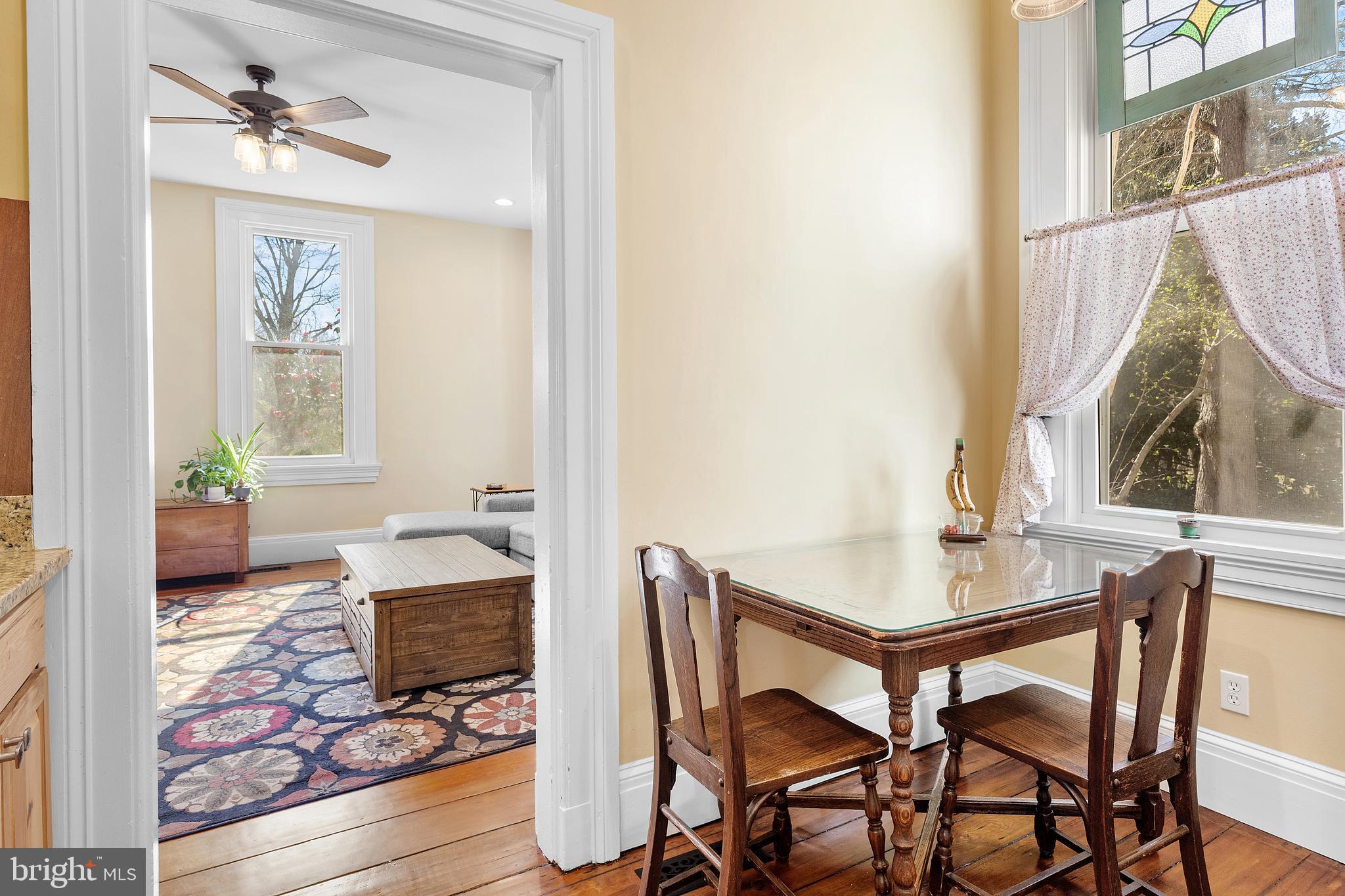 CENTREVILLE - Residential