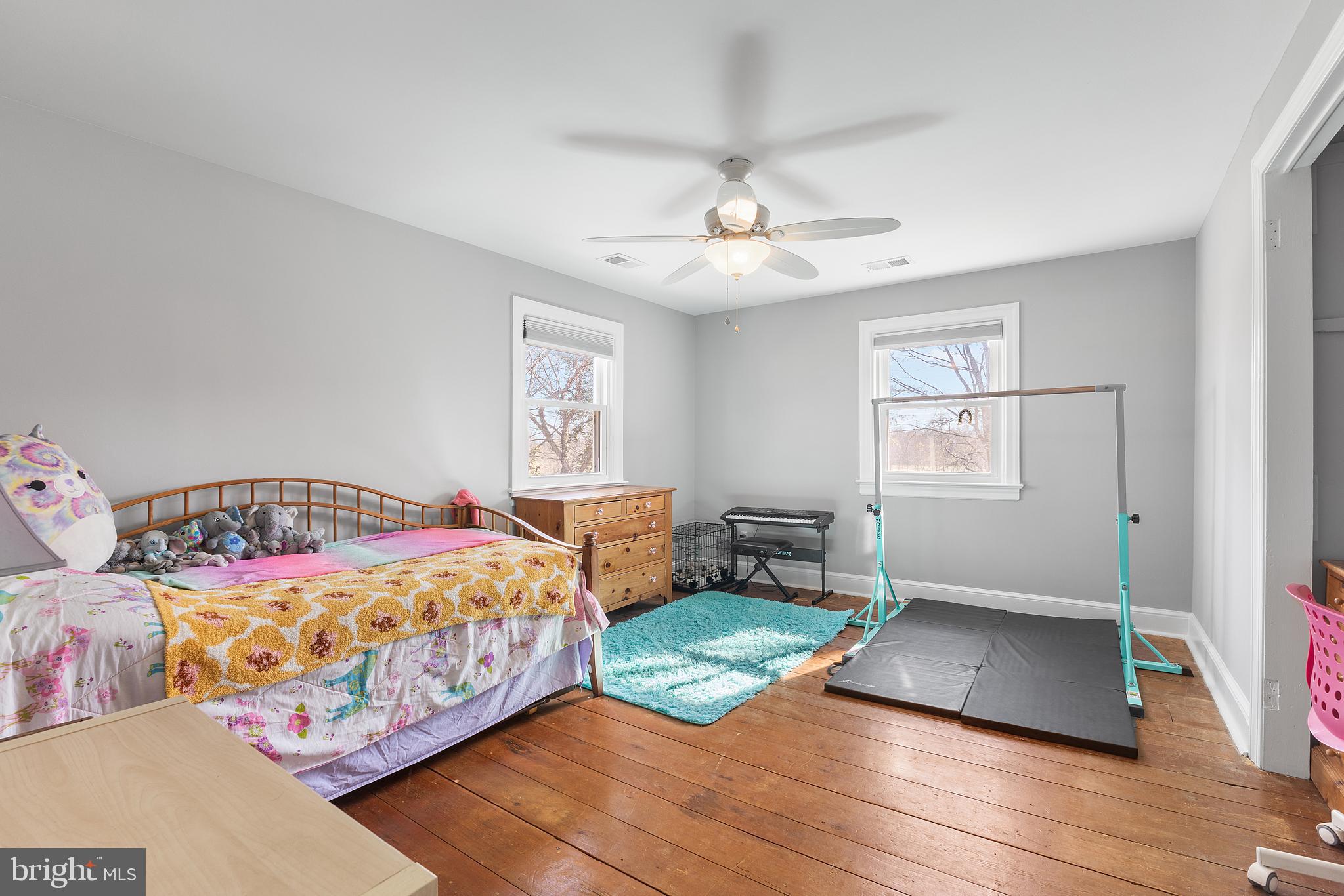 CENTREVILLE - Residential