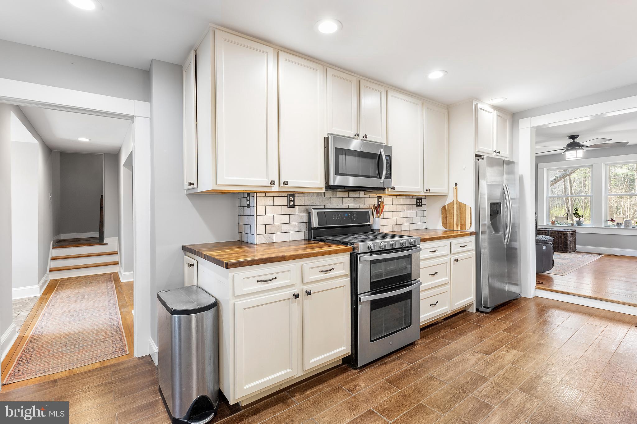 CENTREVILLE - Residential