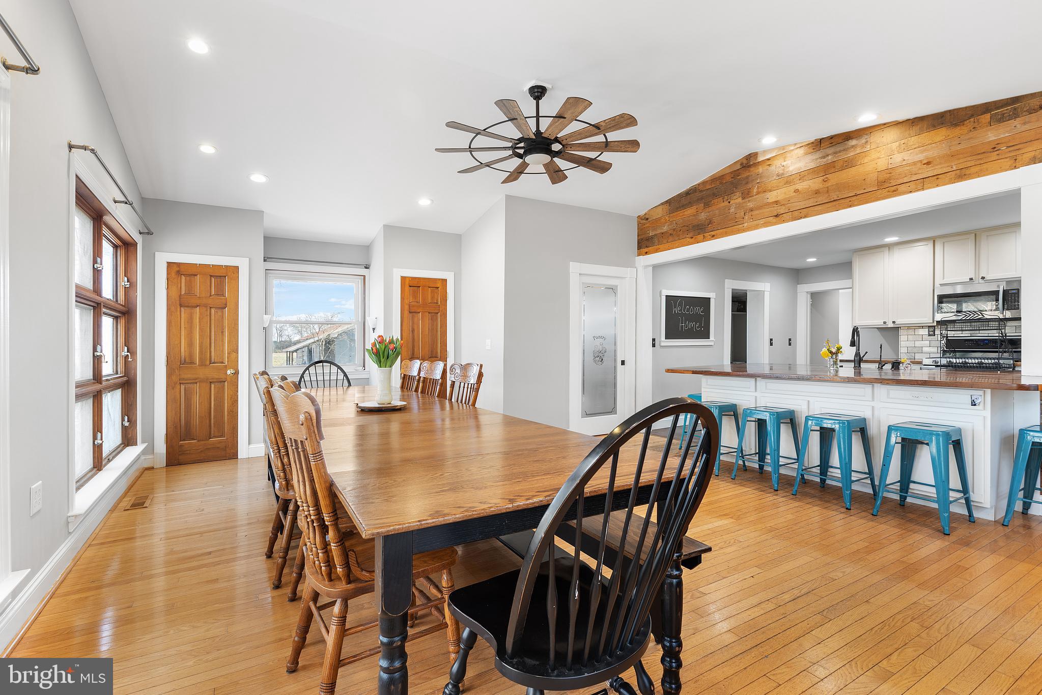 CENTREVILLE - Residential