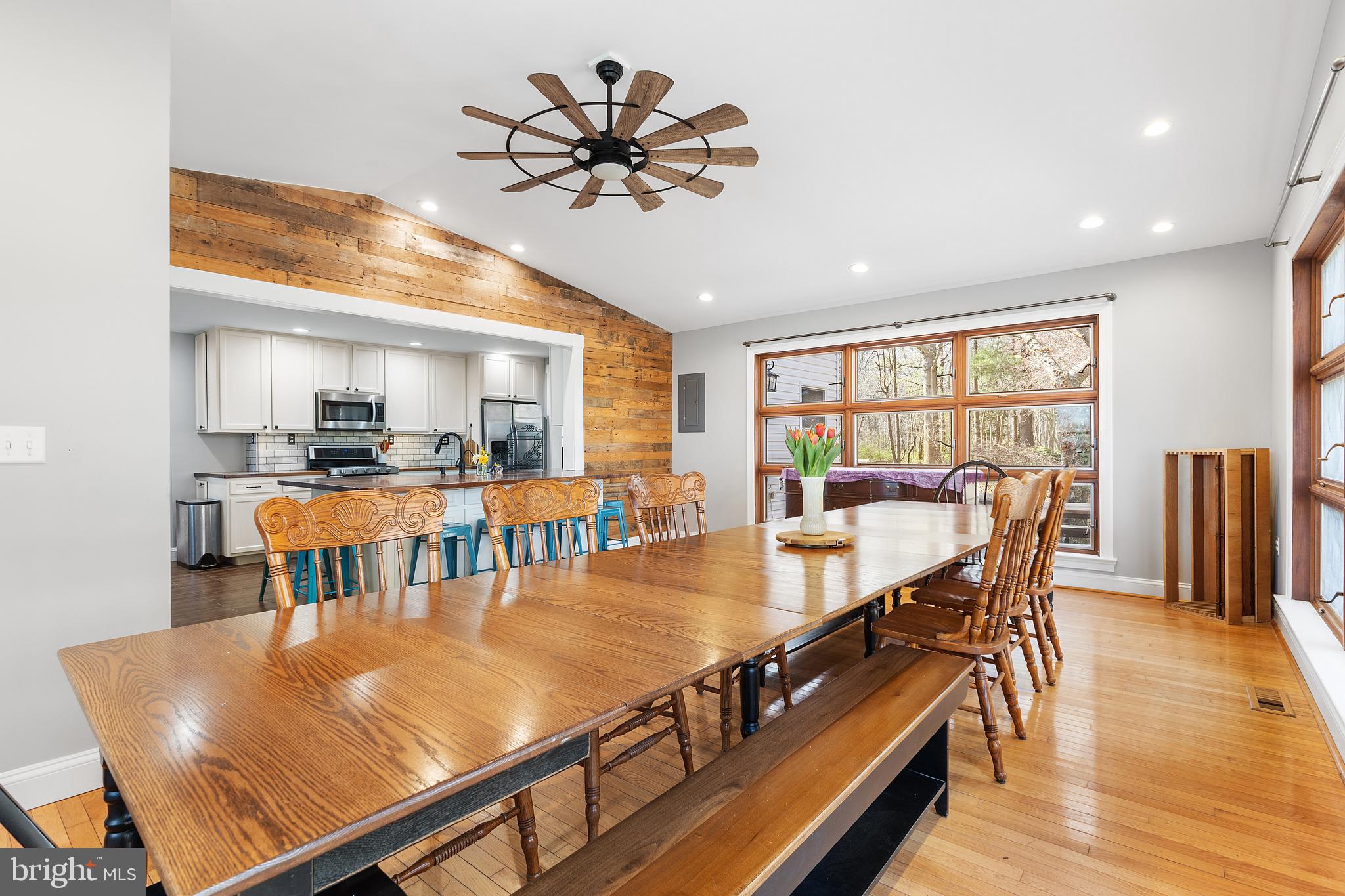 CENTREVILLE - Residential