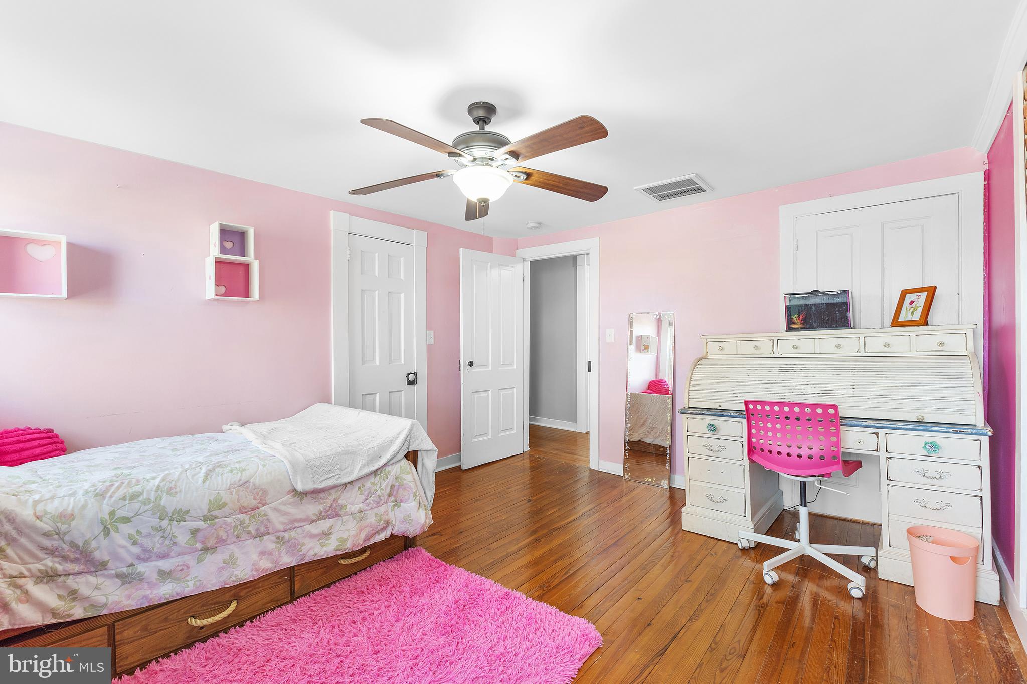 CENTREVILLE - Residential