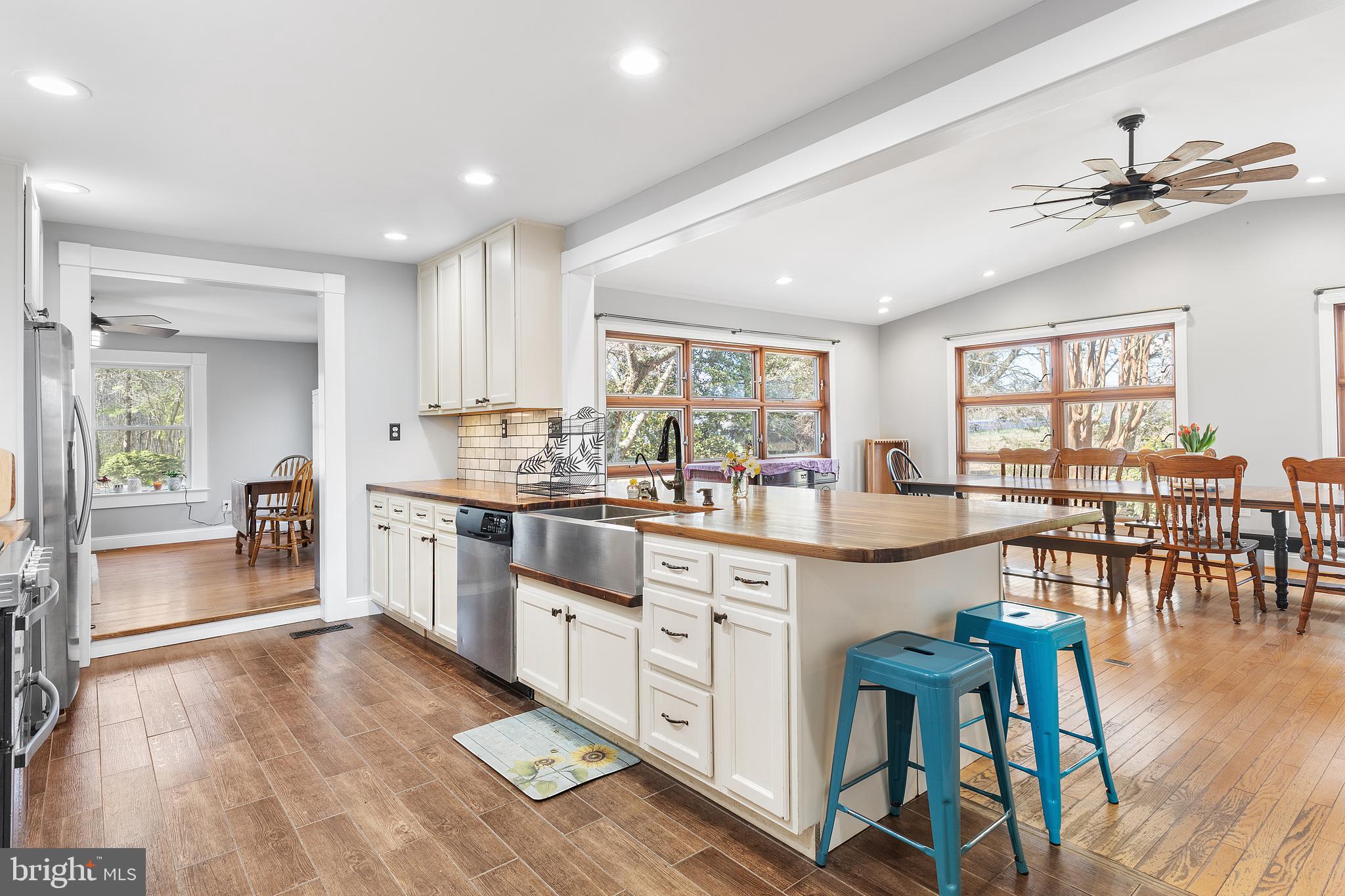 CENTREVILLE - Residential