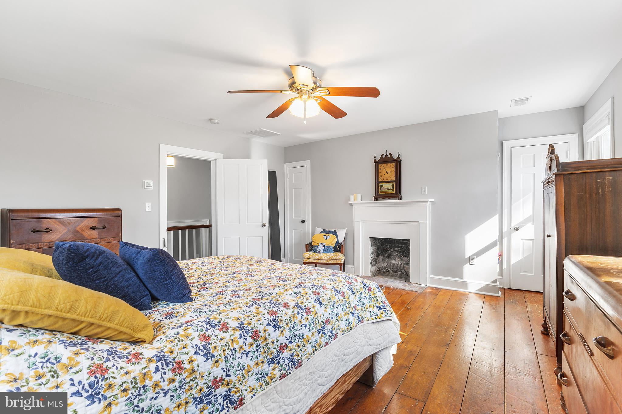 CENTREVILLE - Residential