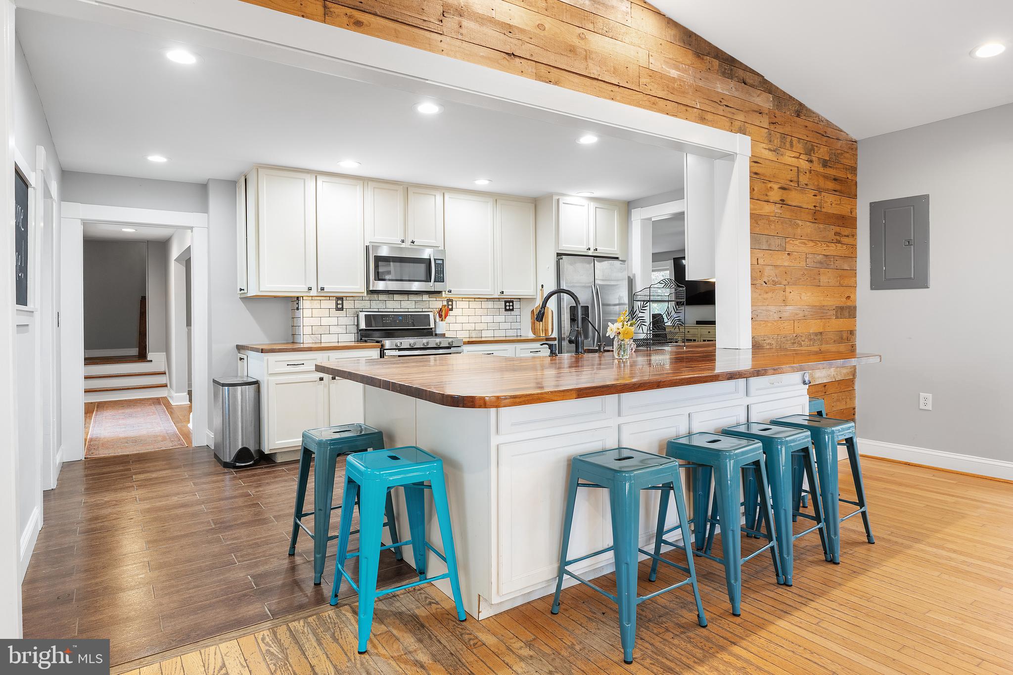 CENTREVILLE - Residential