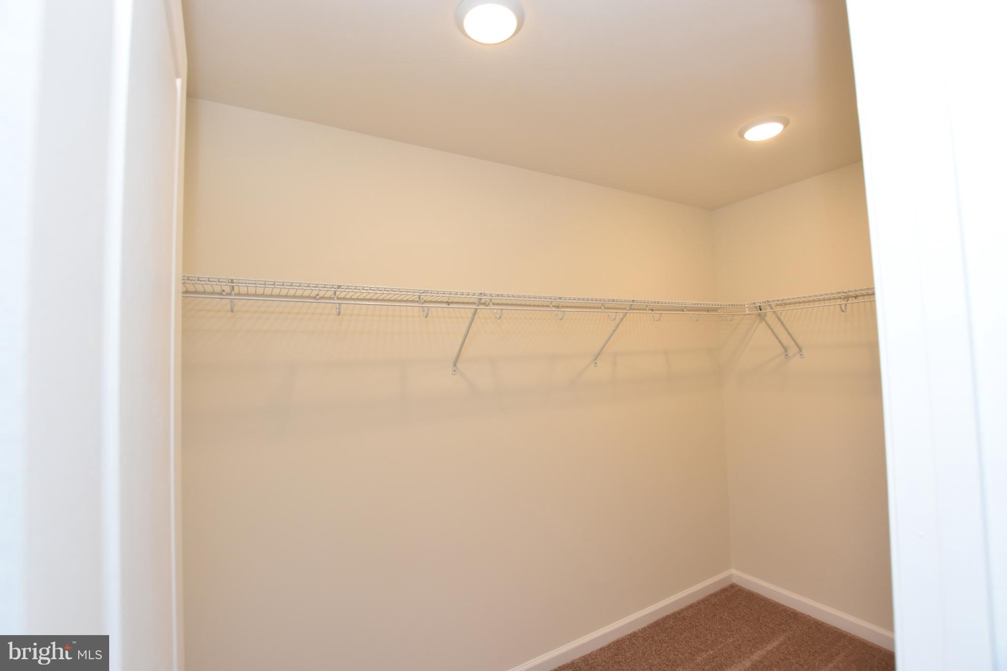 GATEWAY COMMONS - Residential Lease