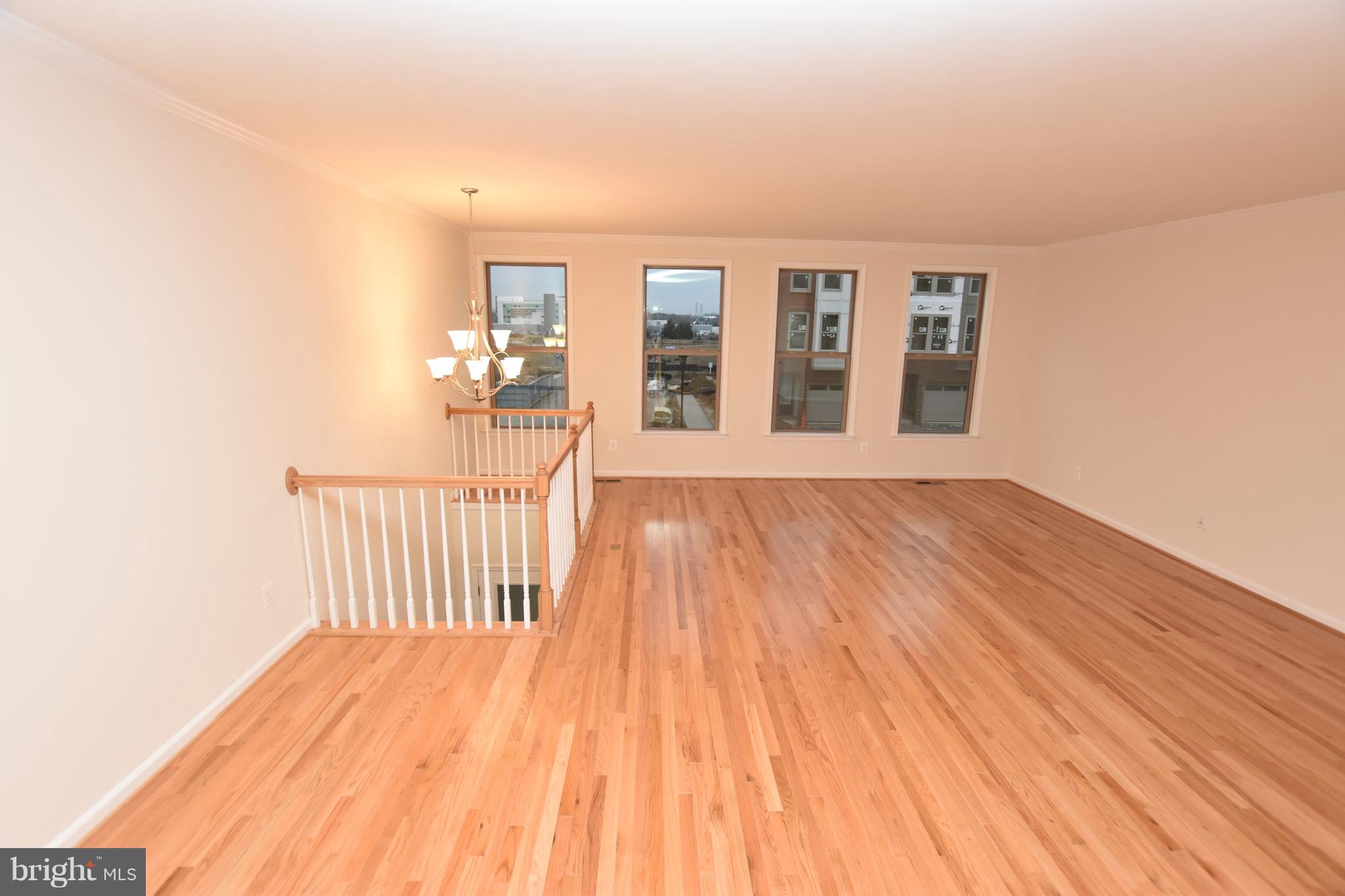 GATEWAY COMMONS - Residential Lease