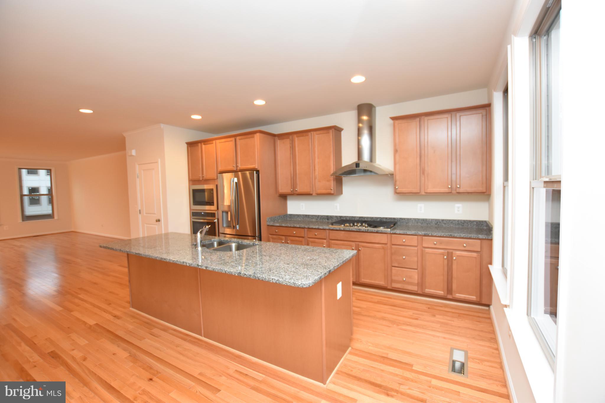 GATEWAY COMMONS - Residential Lease