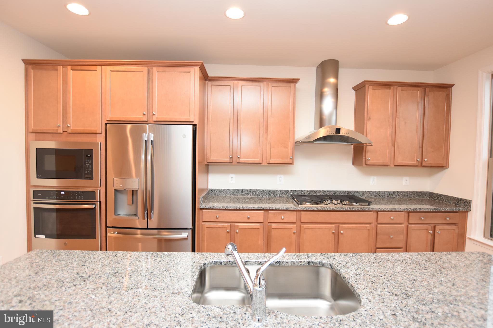 GATEWAY COMMONS - Residential Lease