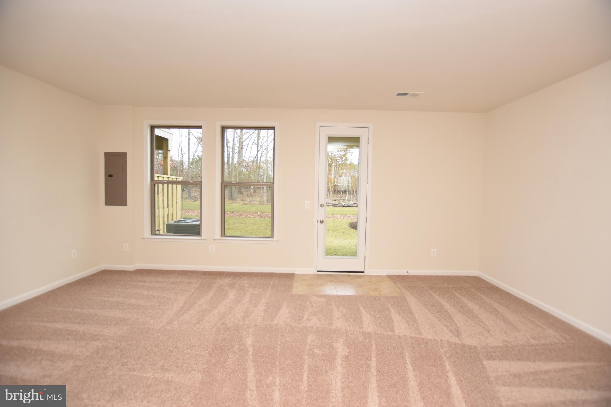 GATEWAY COMMONS - Residential Lease