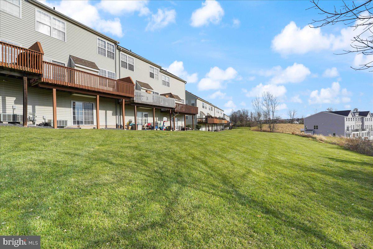 FRENCH CREEK ESTS - Residential Lease