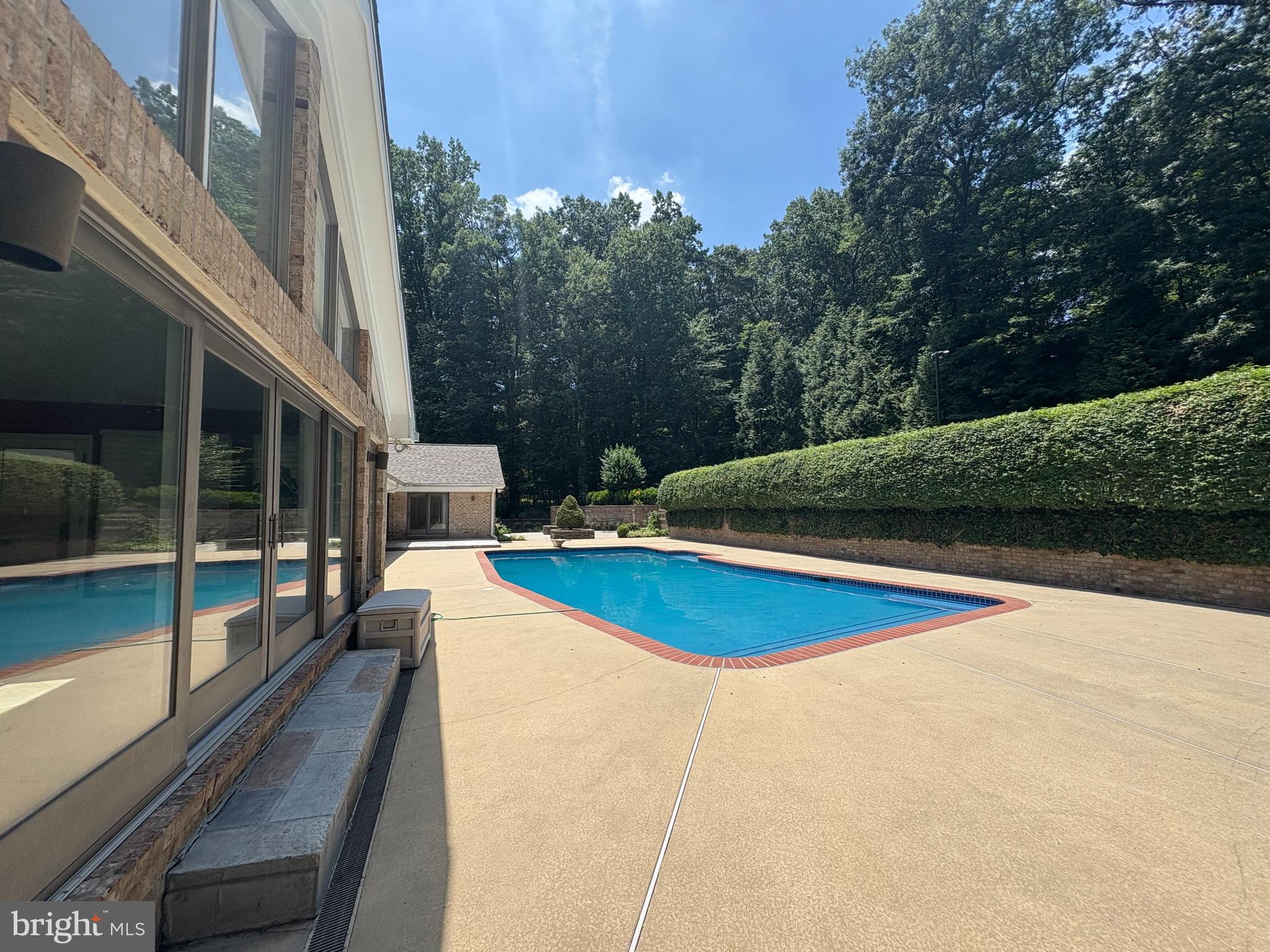4233 BUCKSKIN WOOD DRIVE