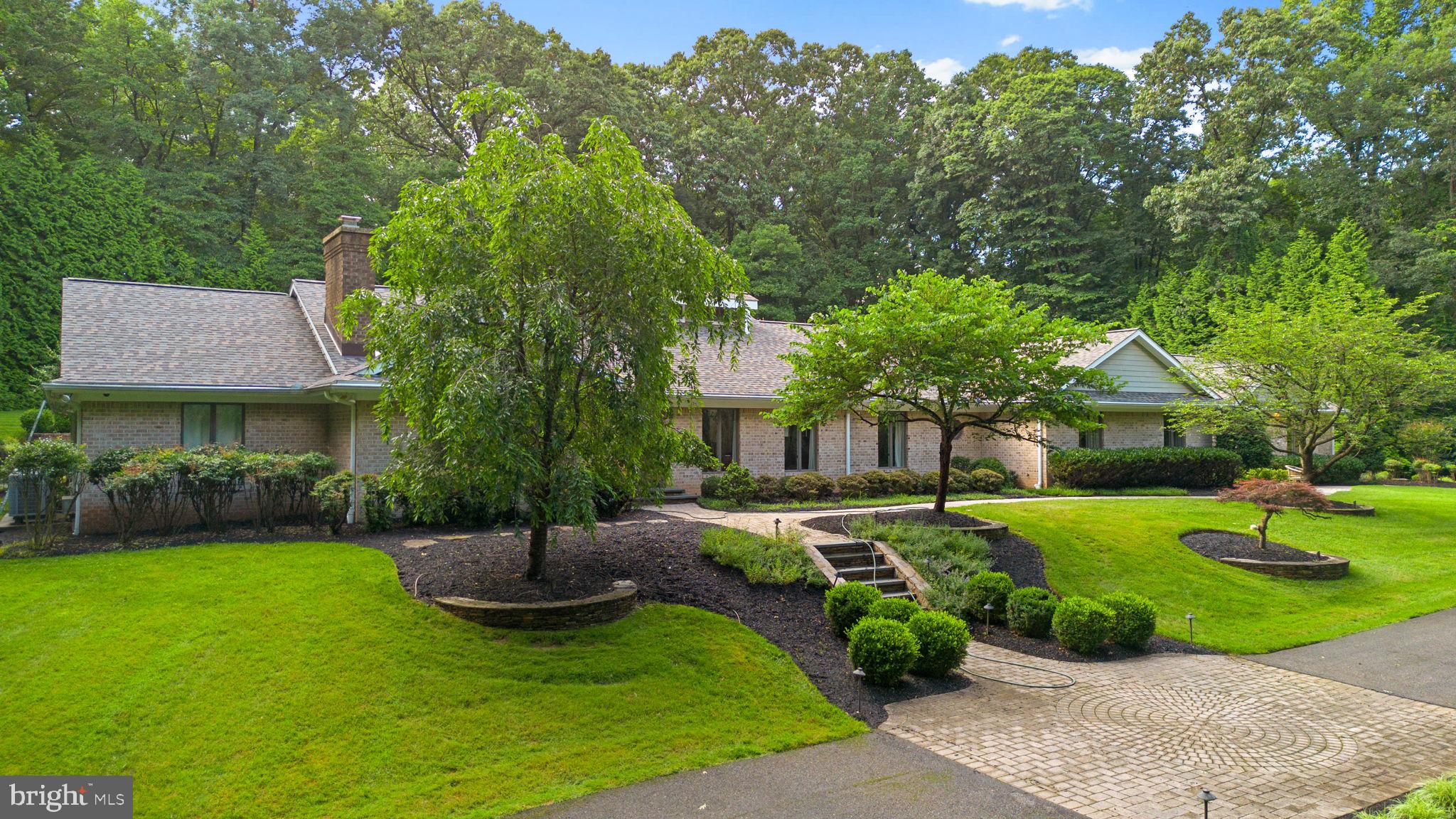 4233 BUCKSKIN WOOD DRIVE