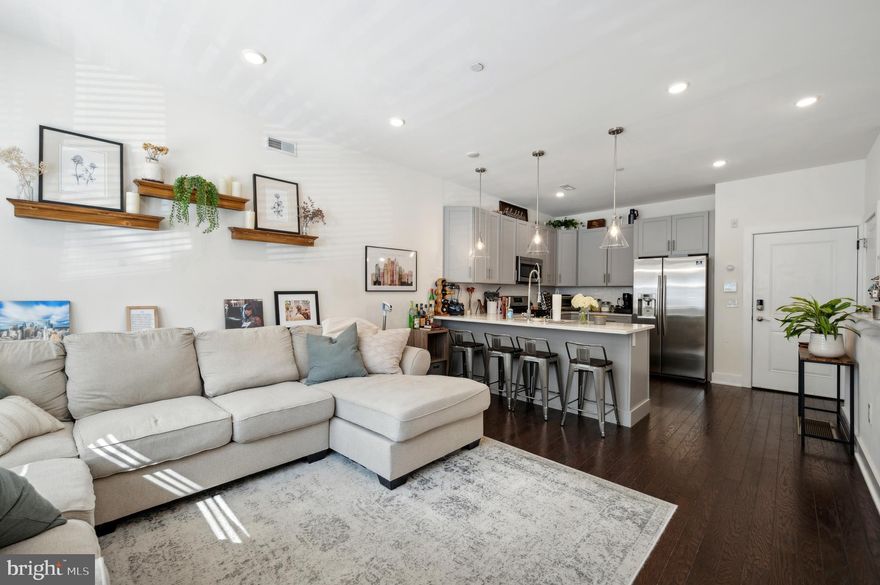 Looking for a low-maintenance first home?  A savvy investment? Perhaps a pied-a-terre? Look no further than 965 Shackamaxon Street, a 1 BD /1 BA  bi-level condo featuring contemporary finishes, a tax abatement, and proximity to all of Fishtown's trending bars, restaurants, and cafes. This secure unit optimizes comfort and ease; constructed in 2019, you can expect all newer appliances,  mechanicals, and materials. The first floor offers a neutral kitchen with gray shaker cabinets, white subway tile, and brushed nickel hardware/fixtures. The peninsula comfortably seats four (4) and conveniently connects the living area creating an open concept. Three large windows flood the space with natural sunlight ensuring both you and your houseplants will be happy. The lower level features a bedroom, fully tiled bathroom, stacked laundry closet, and storage. With enough space for a bedroom set, a Peloton, AND WFH setup, you can certainly maximize your space and make it a homebody's paradise. There is no shortage of clothing storage thanks to the walk-in closet. Steps from Frankford Ave's most active intersection - Johnny Brenda's, Garage, Weckerly's, Persimmon Coffee, Tired Hands, Barcade, and Frankford Hall. Quick access to the Market-Frankford line, I-95, and the Philadelphia International Airport.  Low taxes thanks to the  5 years remaining on tax abatement. Water included in HOA. Secure shed space for bikes! What's not to love?