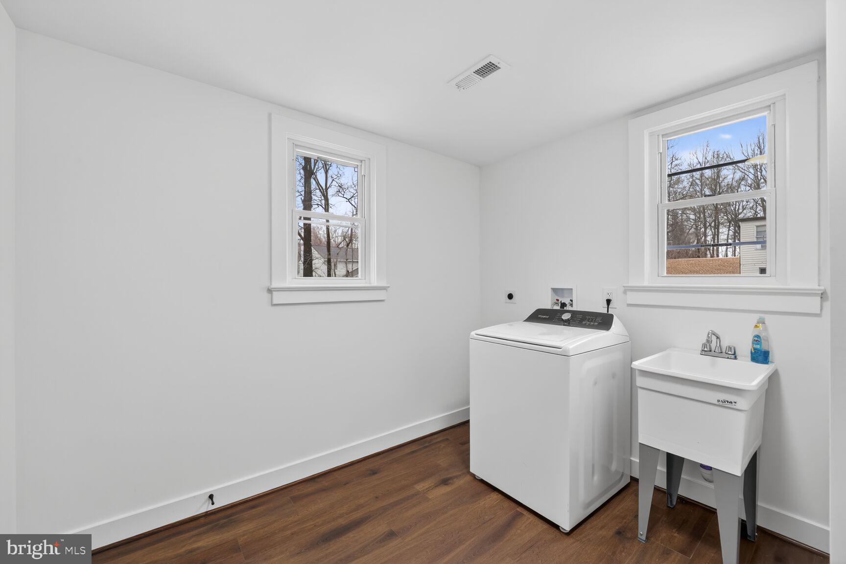 MAPLE HEIGHTS - Residential