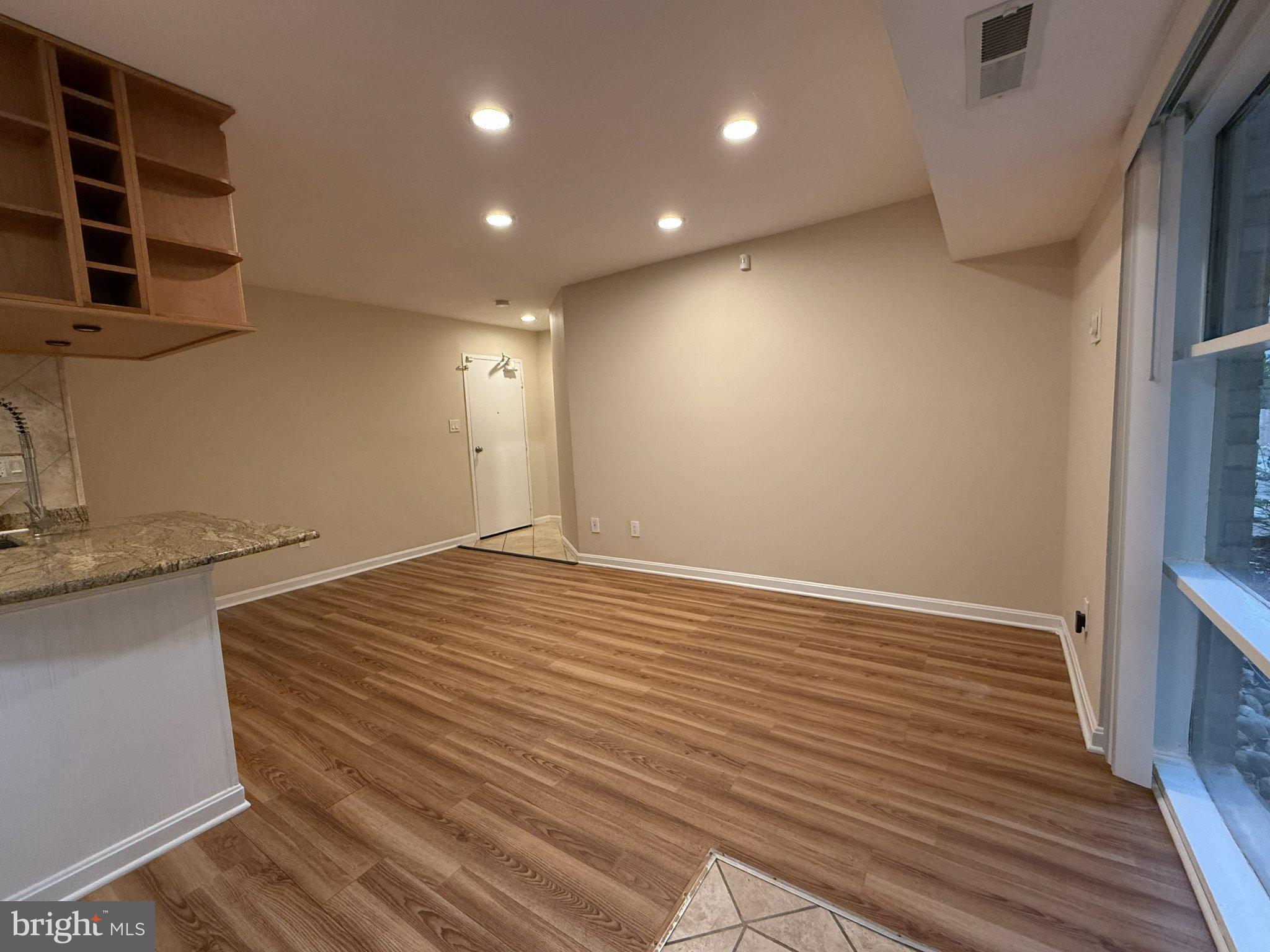 4937 AMERICANA DRIVE T3
