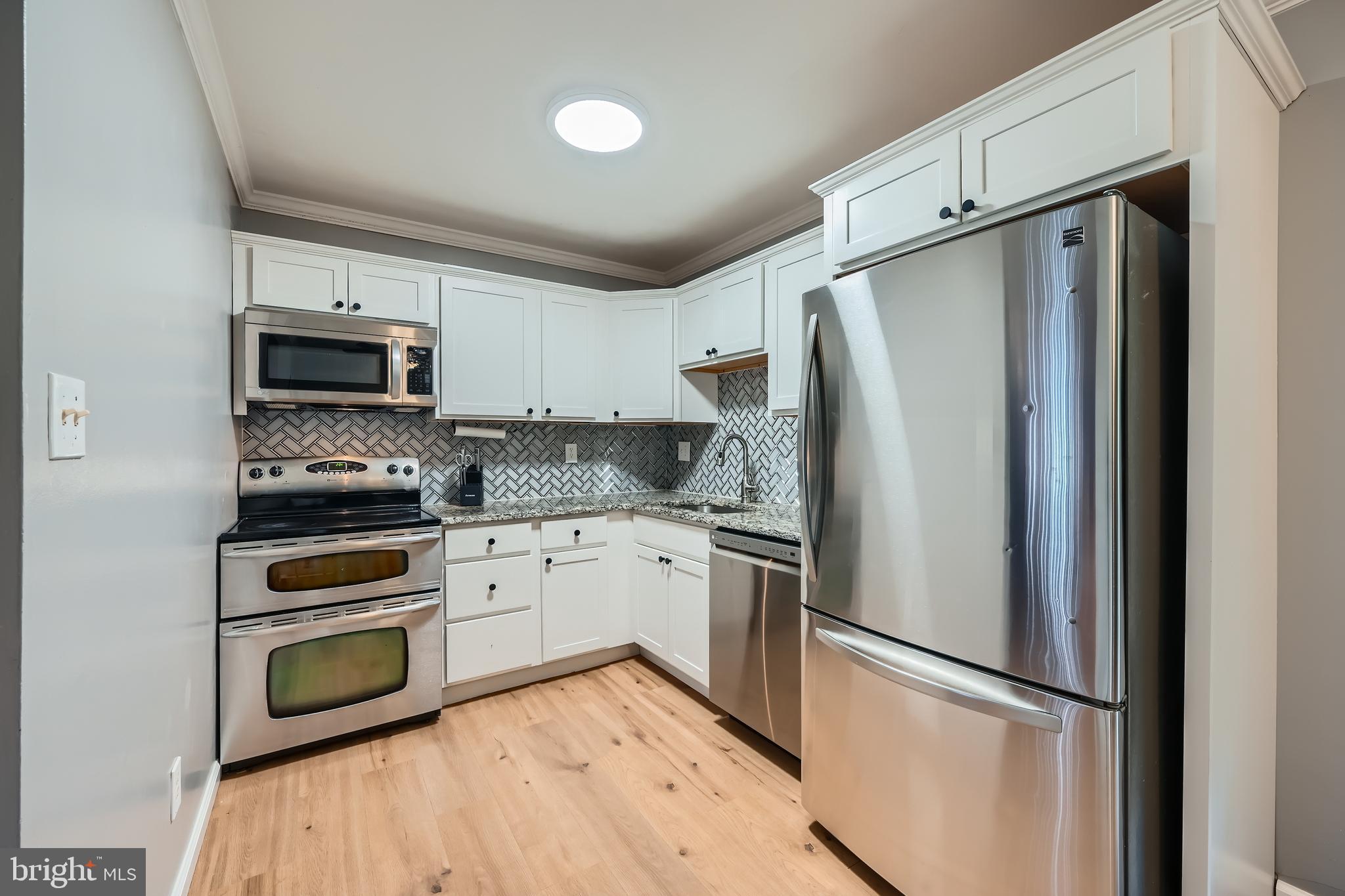 CHESTNUT WOODS - Residential