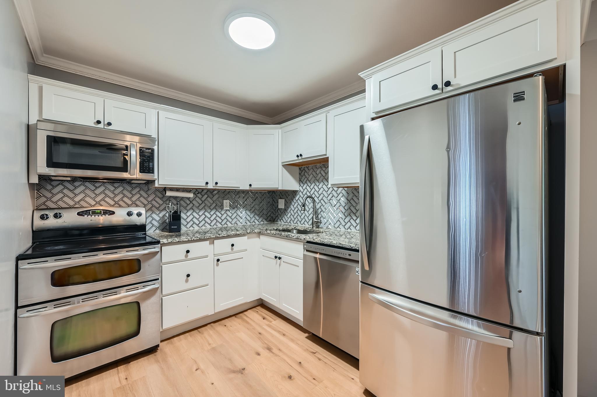 CHESTNUT WOODS - Residential