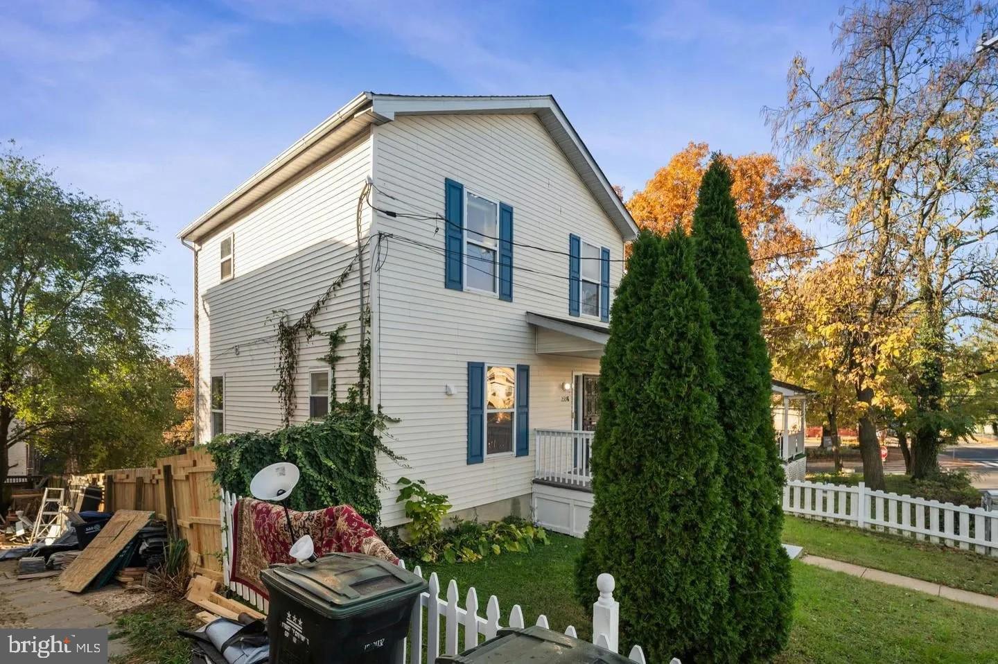 2396 ELVANS ROAD SE