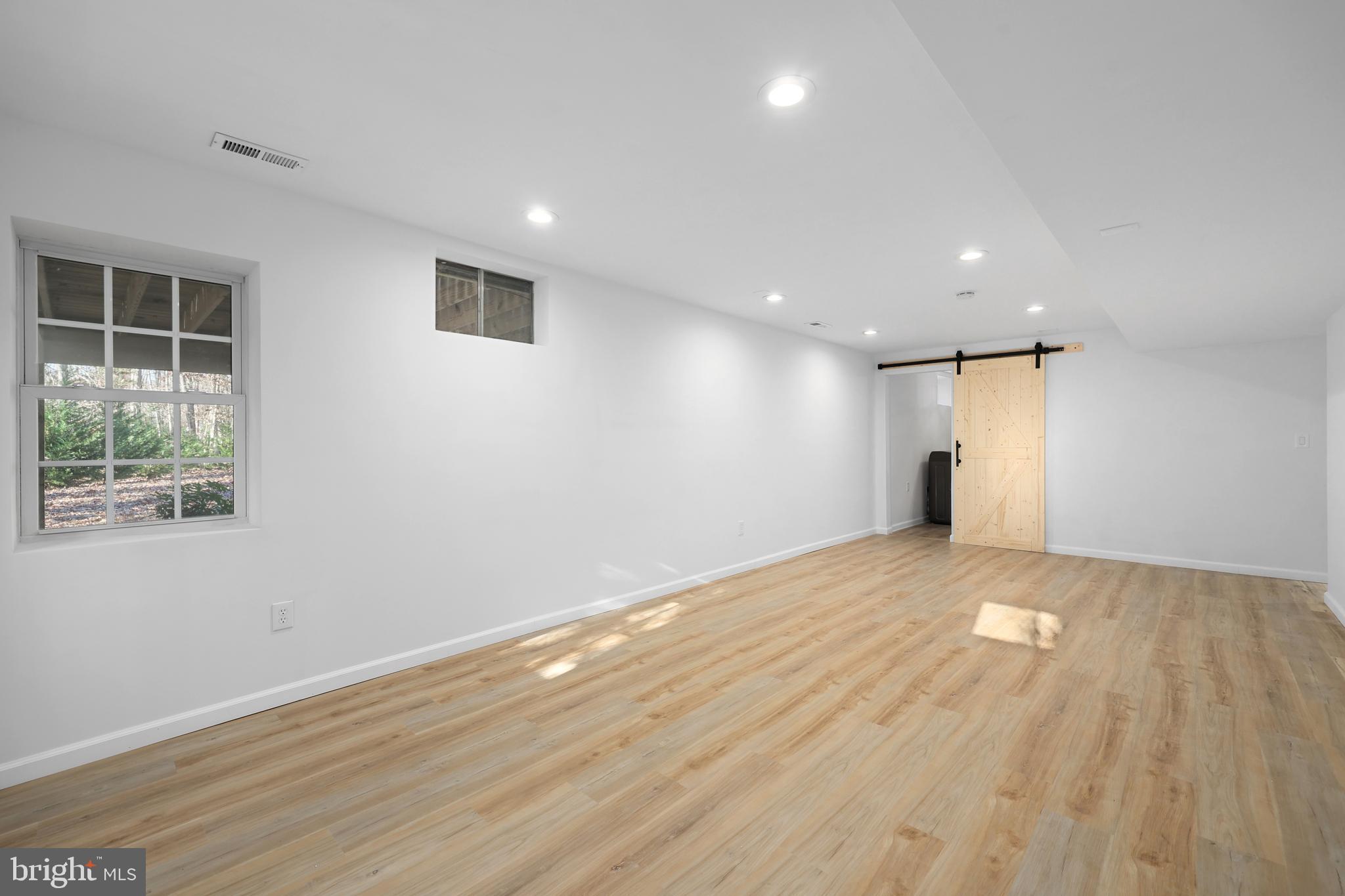 ESTATES OF CHANCELLORSVILLE - Residential