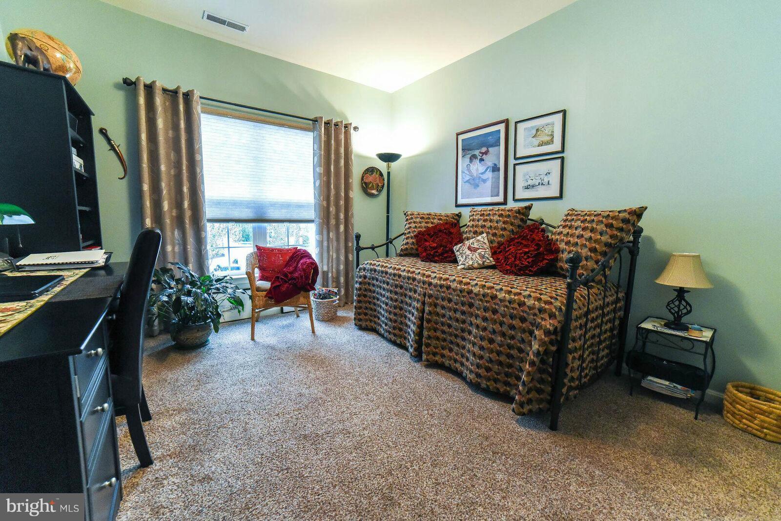 SOLOMONS LANDING - Residential